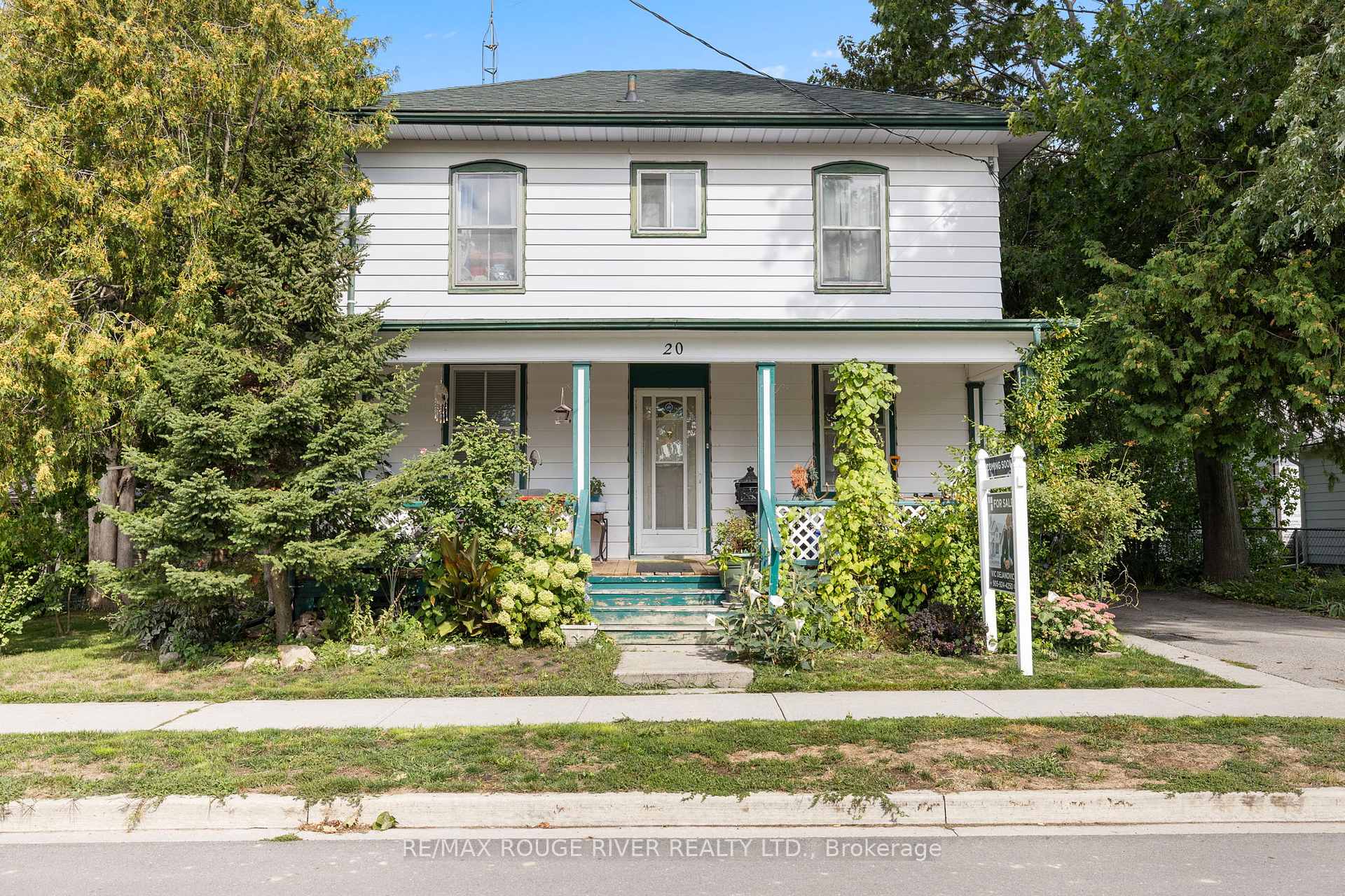 Photo 12 of 20 Odell Street, Clarington, Bowmanville — HOMEH