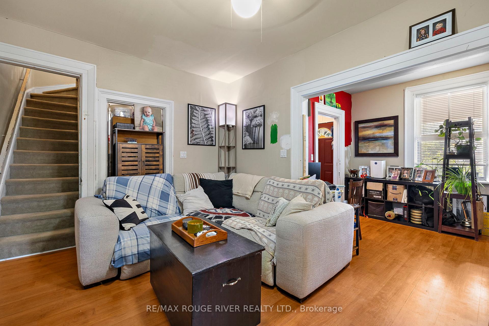 Photo 10 of 20 Odell Street, Clarington, Bowmanville — HOMEH