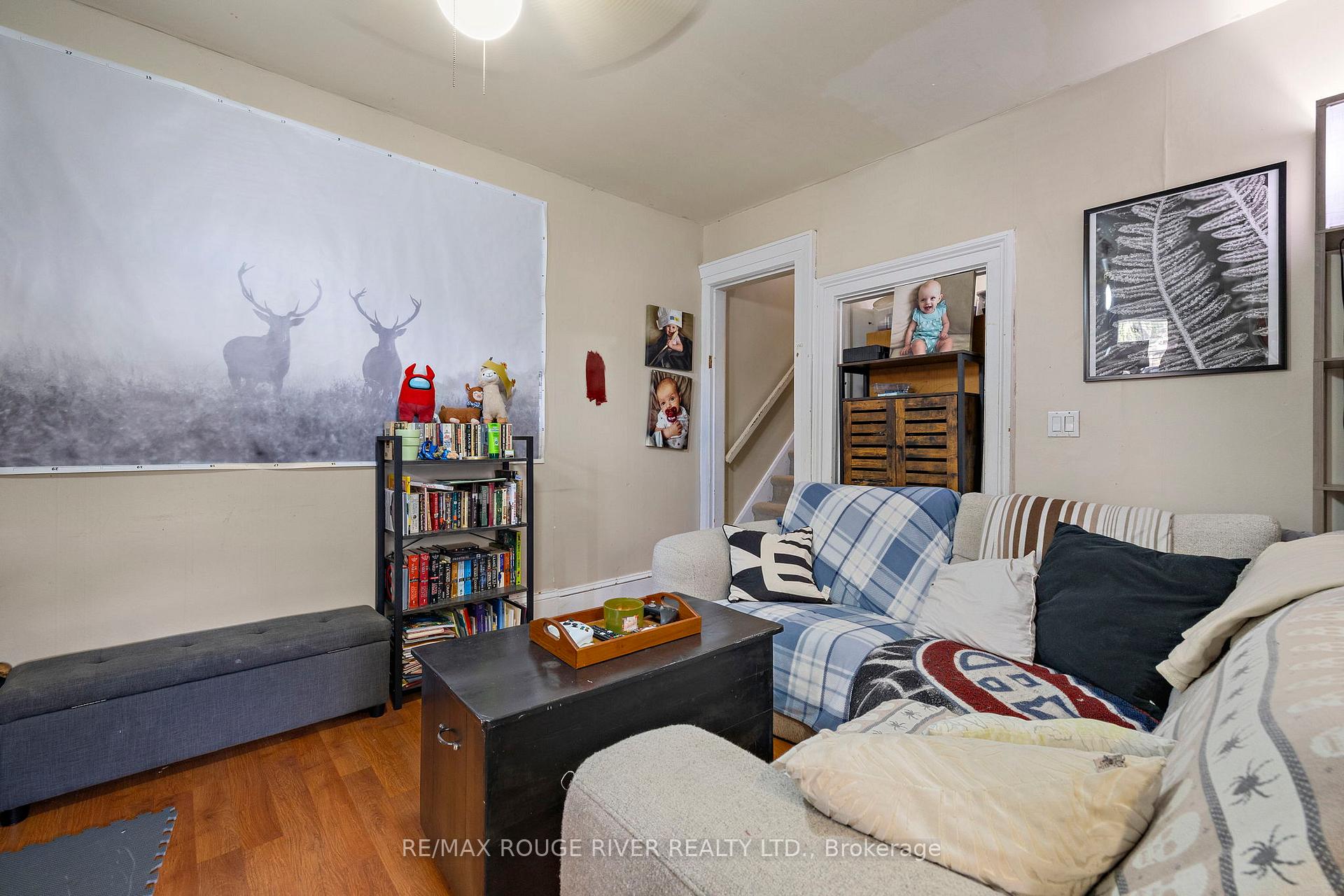 Photo 8 of 20 Odell Street, Clarington, Bowmanville — HOMEH