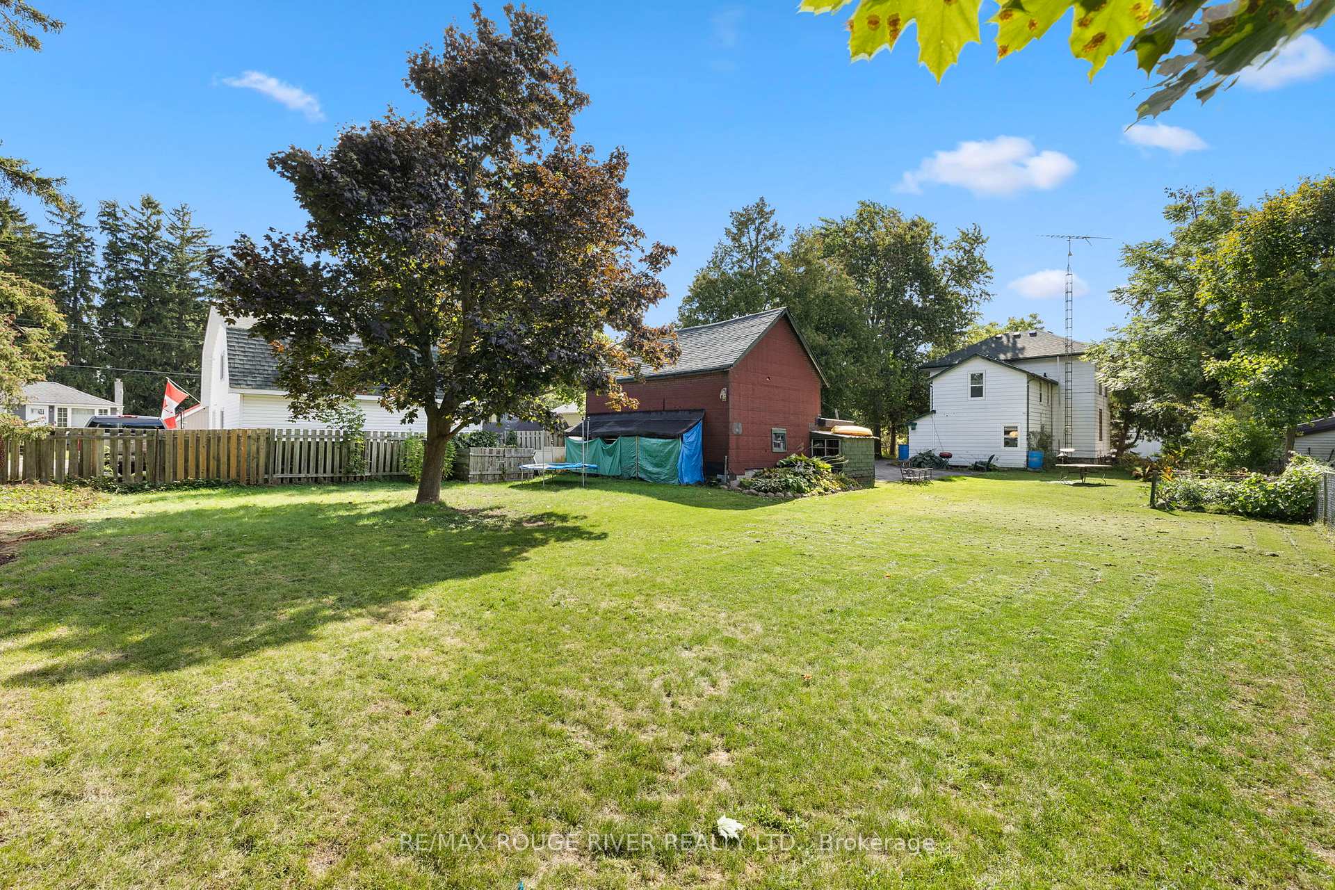 Photo 31 of 20 Odell Street, Clarington, Bowmanville — HOMEH