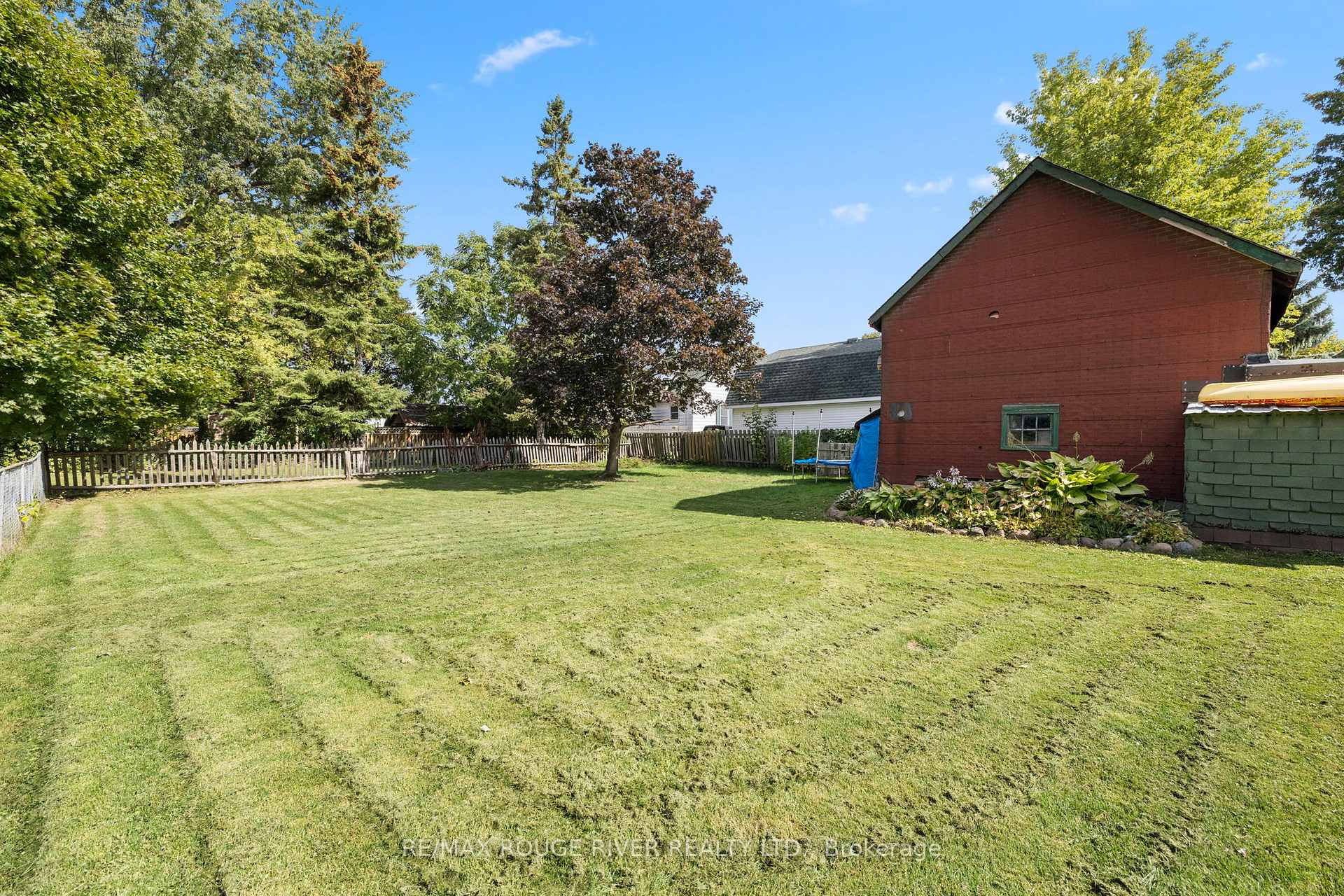 Photo 20 of 20 Odell Street, Clarington, Bowmanville — HOMEH