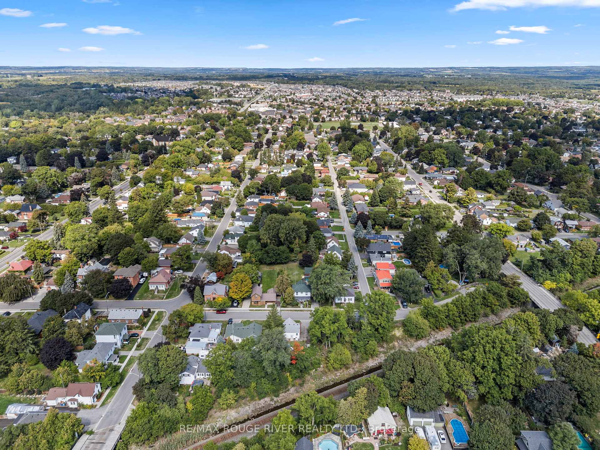 Photo 28 of 20 Odell Street, Clarington, Bowmanville — HOMEH