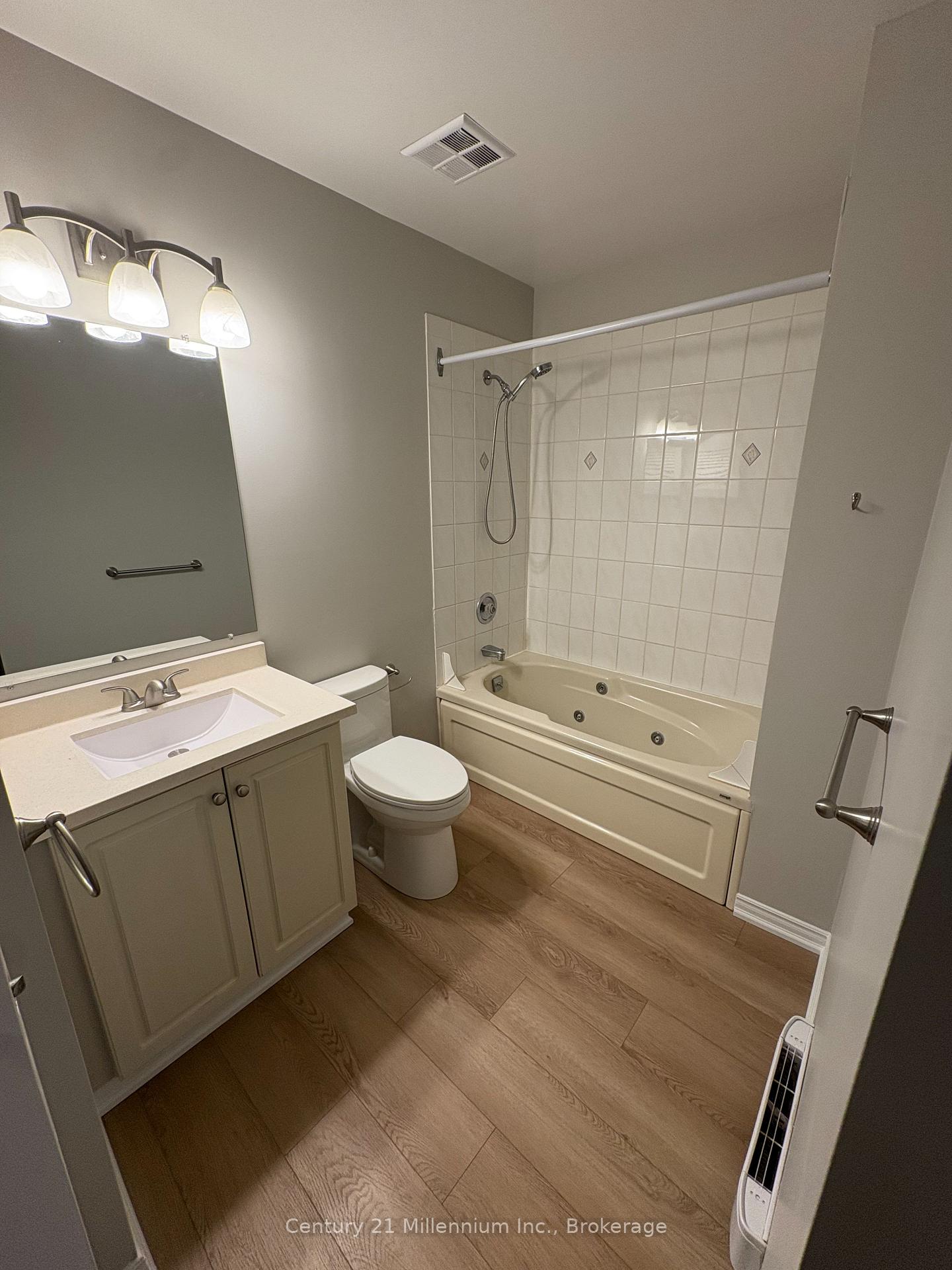 Photo 11 of Unit 60, 22 Ramblings Way E, Collingwood — HOMEH