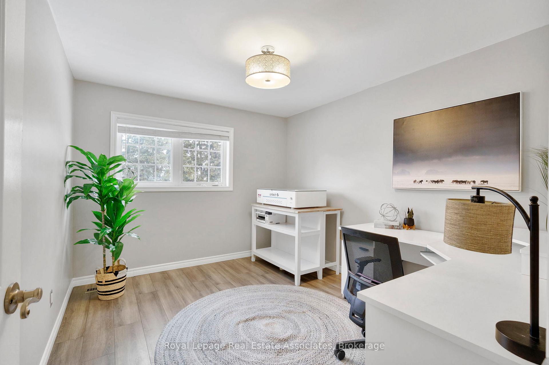 Photo 43 of 23 Madrid Crescent, Brampton, Central Park — HOMEH