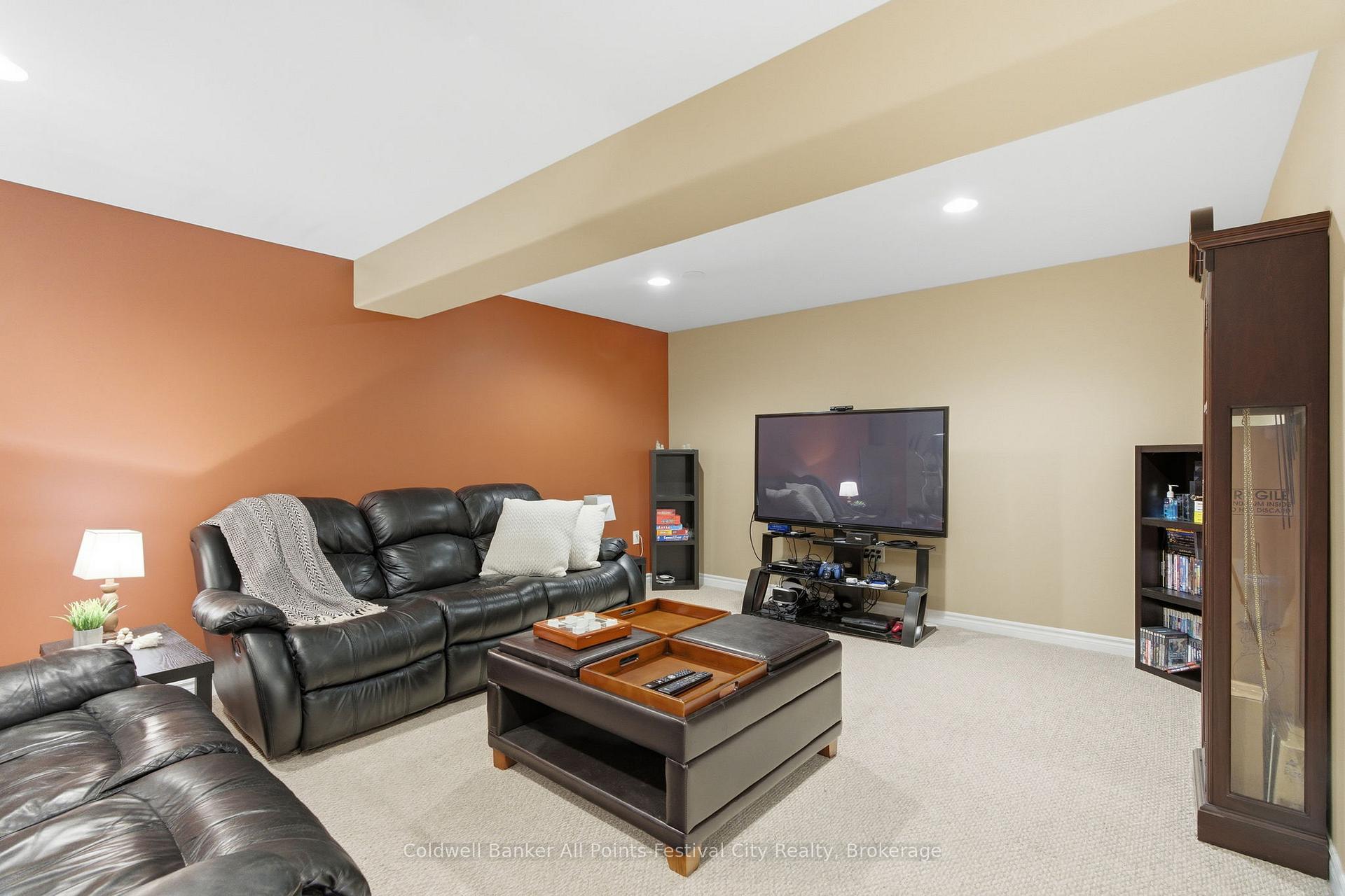 Photo 24 of 217 Britannia Road E, Goderich, Goderich (Town) — HOMEH
