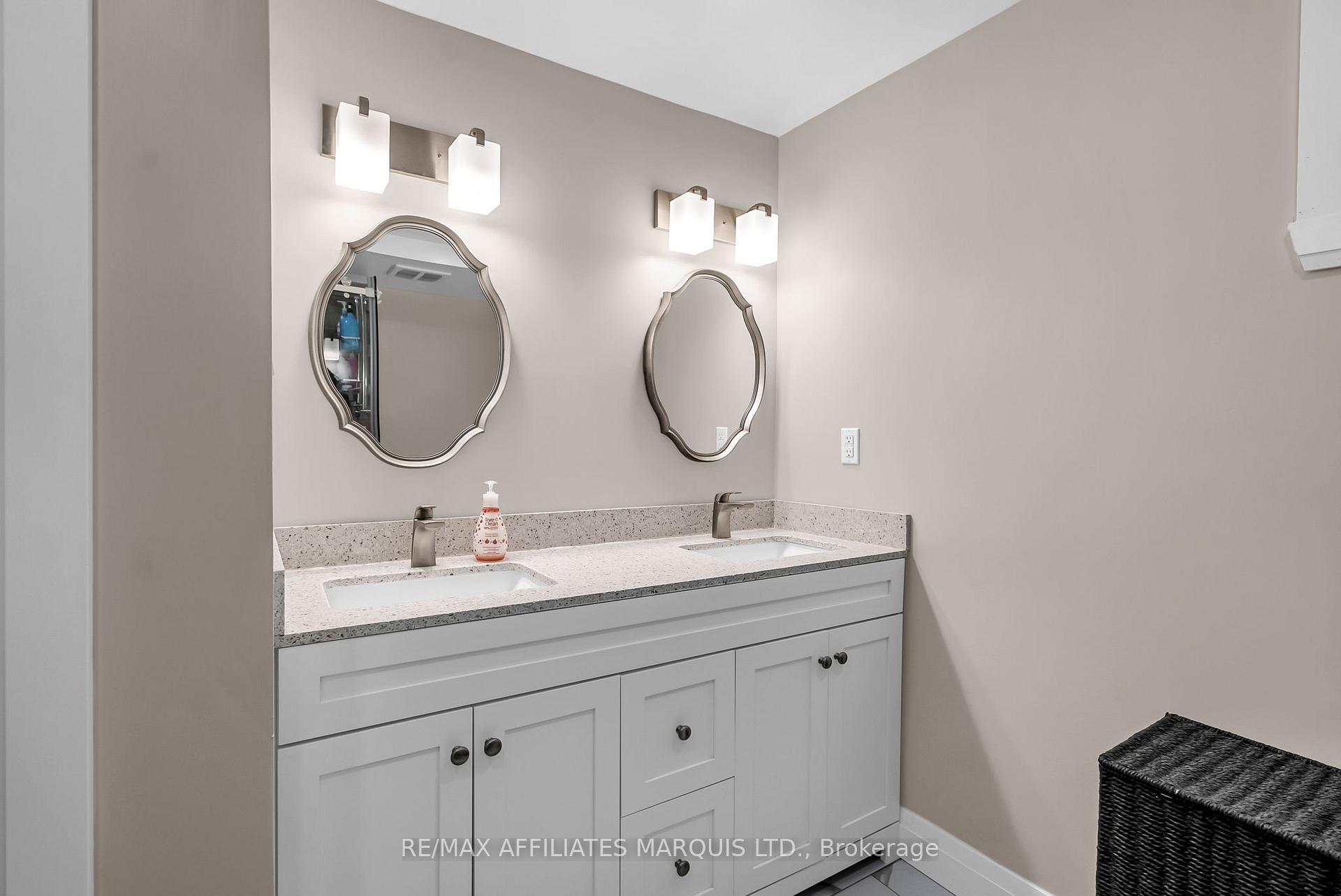 Photo 31 of 1933 Belvedere Crescent, Cornwall — HOMEH