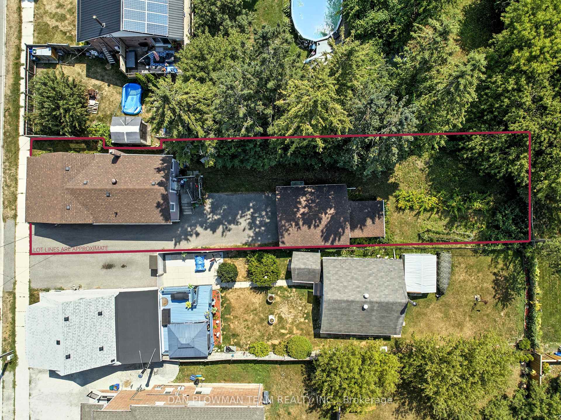 Photo 2 of 78 Ontario Street, Clarington, Bowmanville — HOMEH