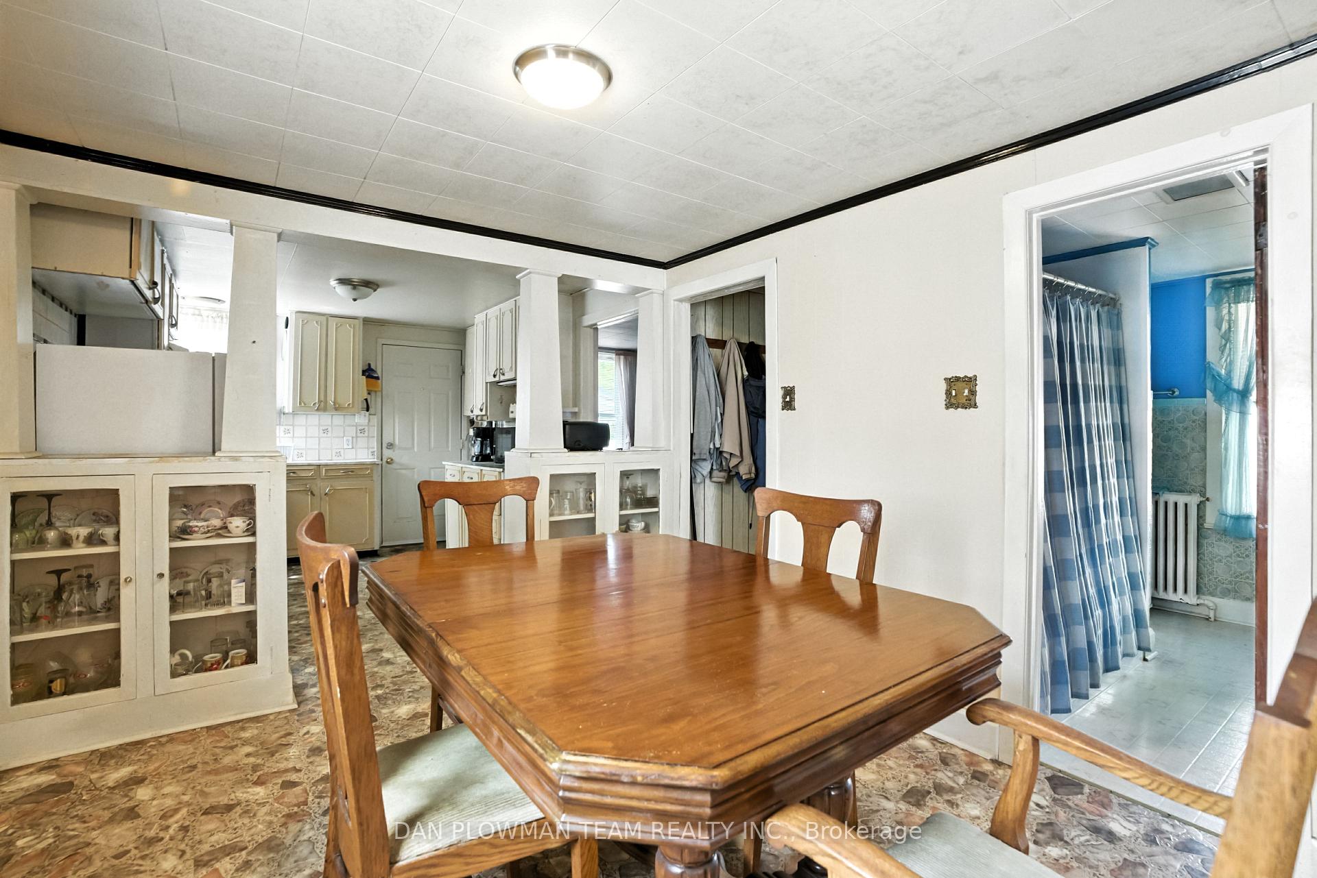 Photo 10 of 78 Ontario Street, Clarington, Bowmanville — HOMEH