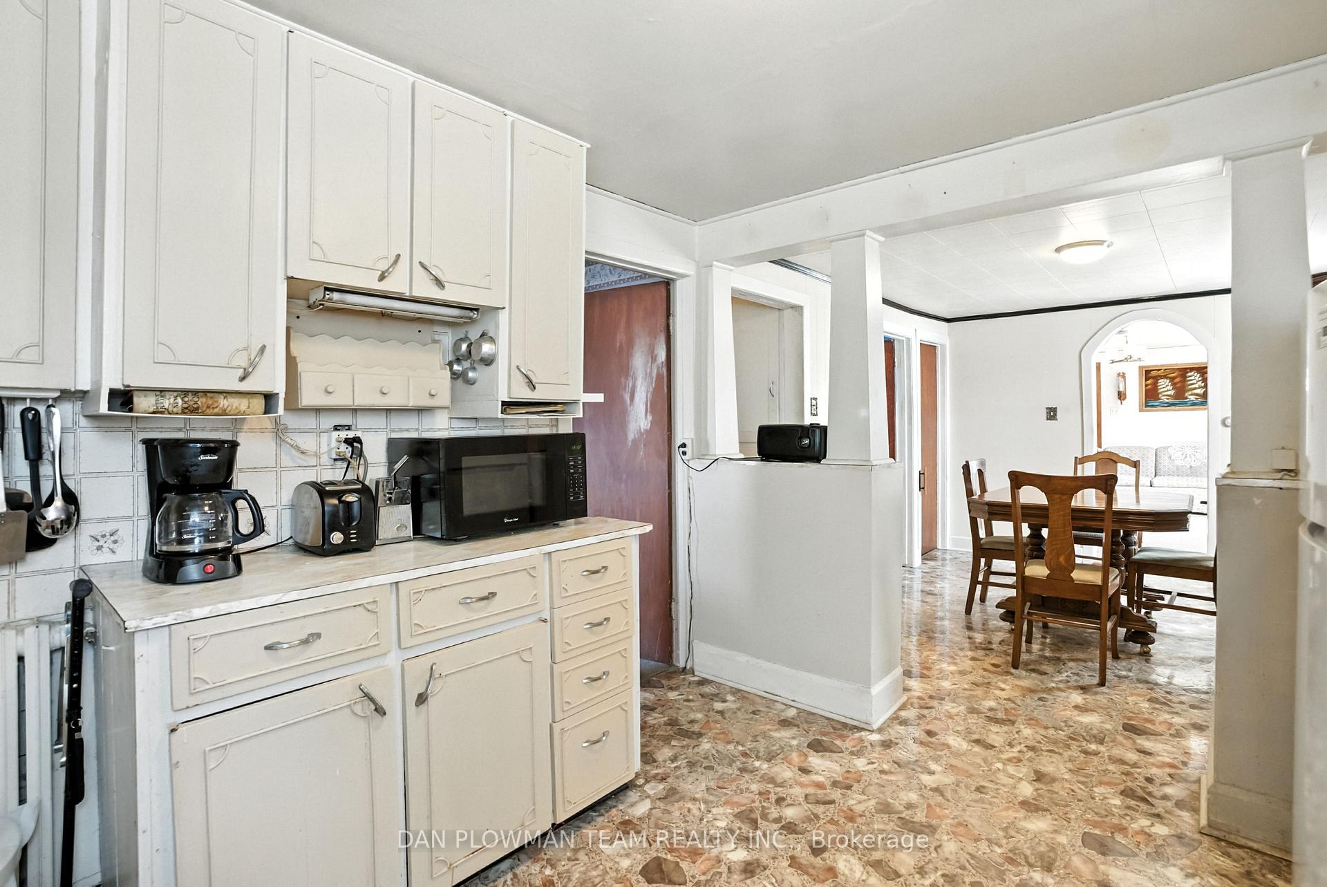 Photo 12 of 78 Ontario Street, Clarington, Bowmanville — HOMEH