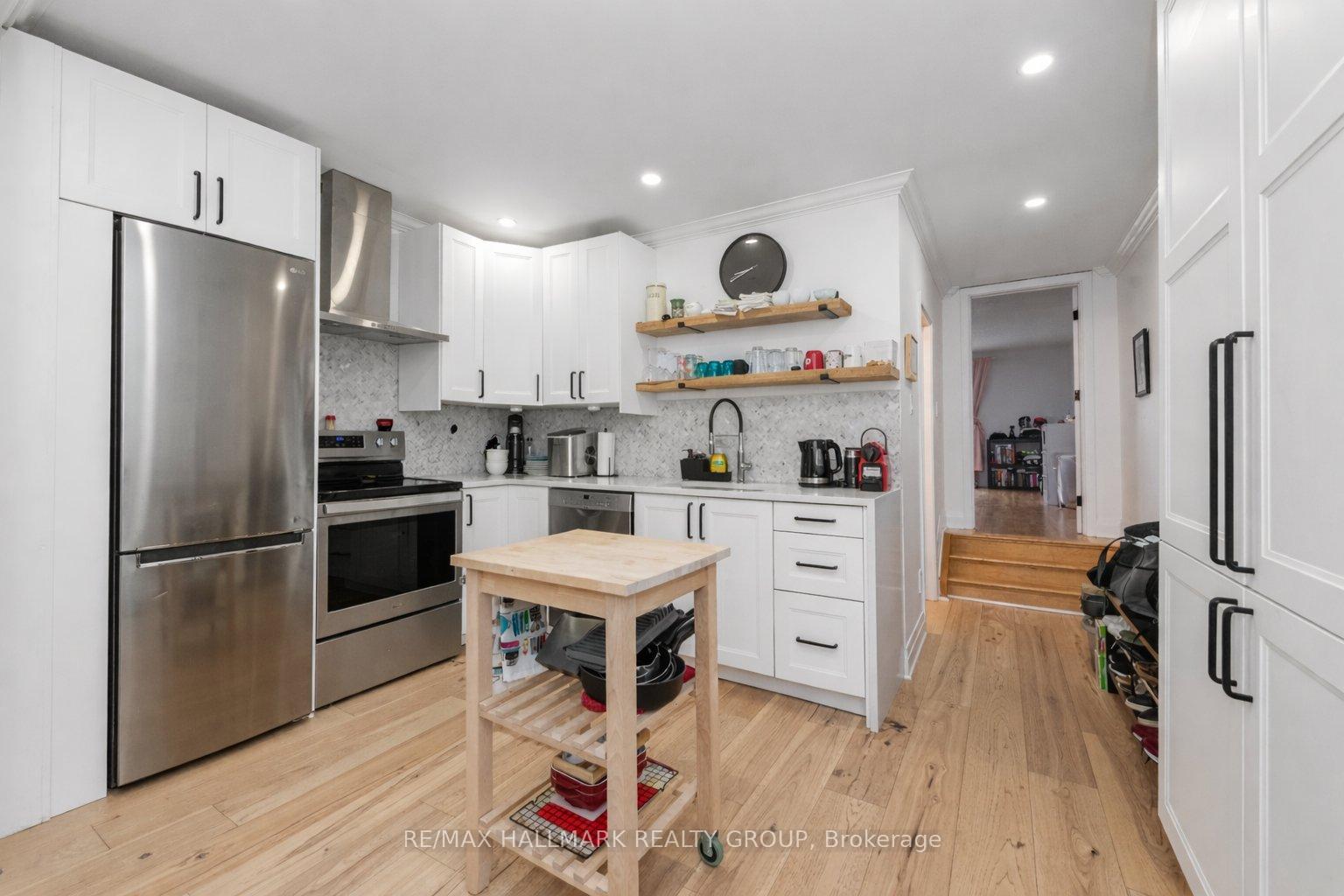 Photo 5 of 133 Bayswater Avenue, Ottawa, Hintonburg — HOMEH