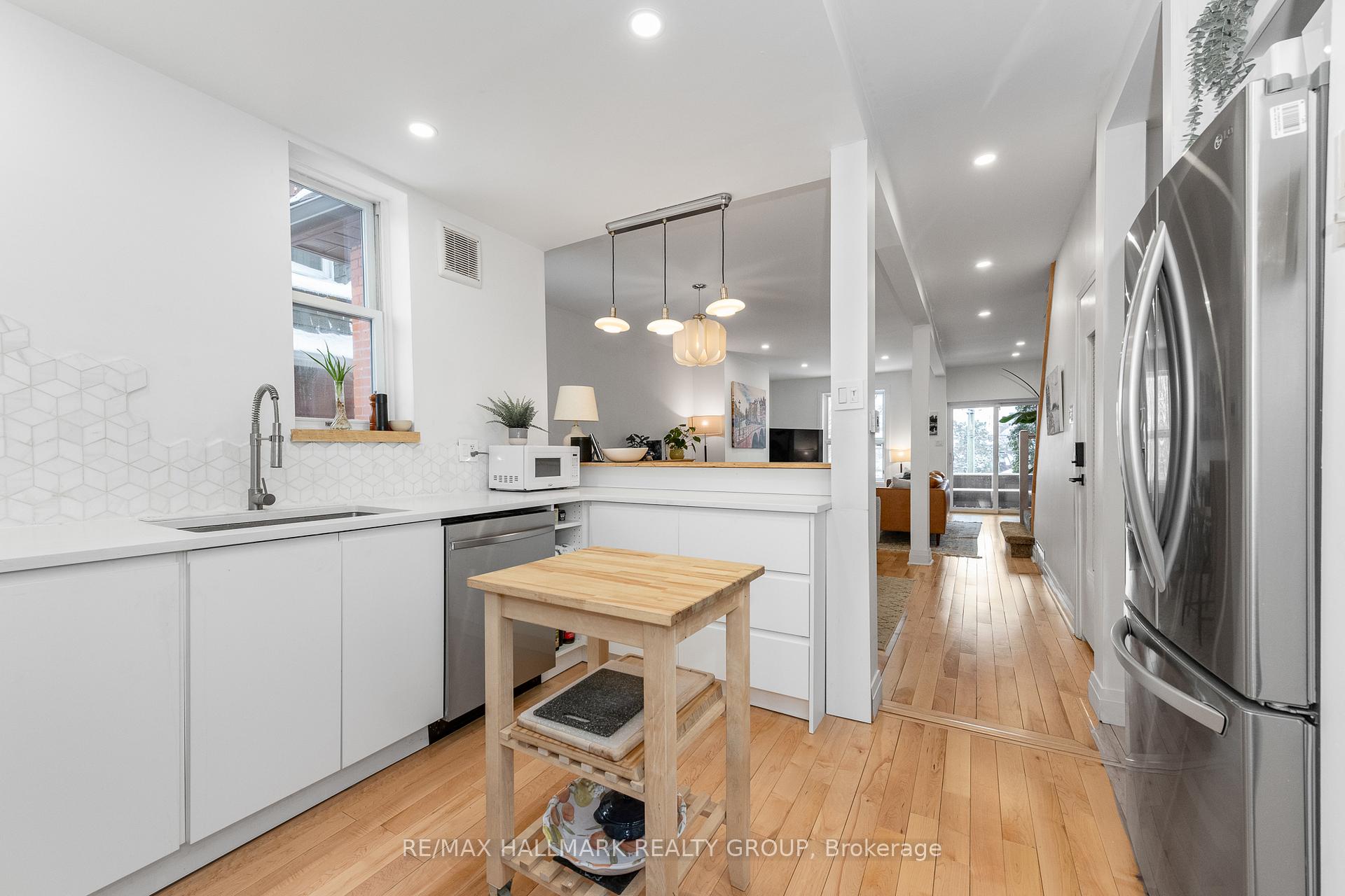 Photo 15 of 133 Bayswater Avenue, Ottawa, Hintonburg — HOMEH