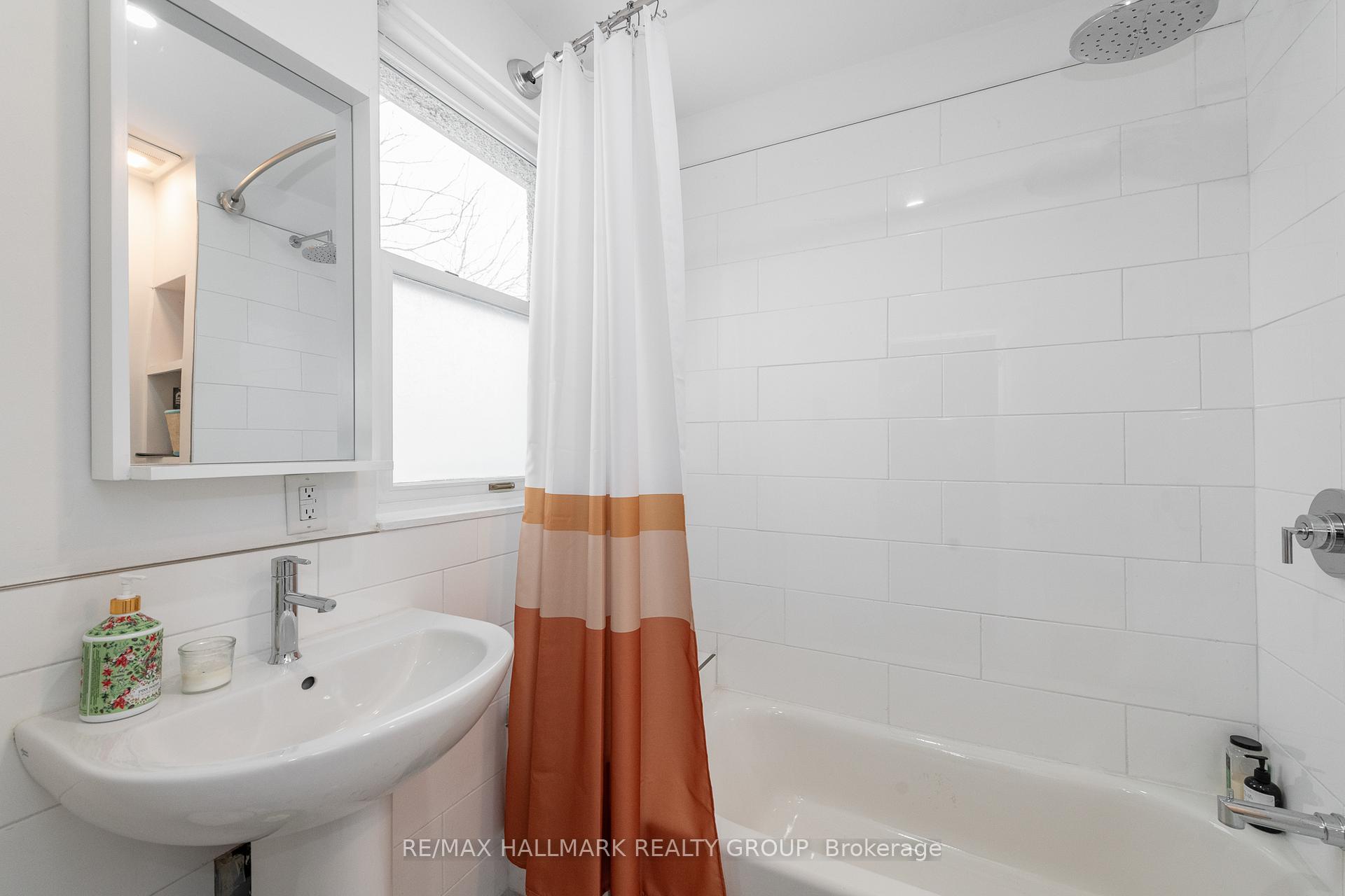 Photo 28 of 133 Bayswater Avenue, Ottawa, Hintonburg — HOMEH