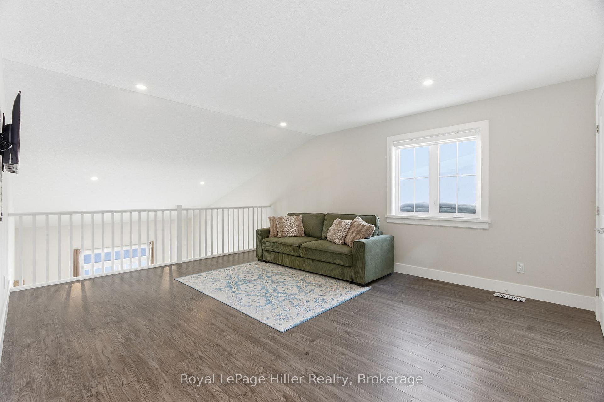 Photo 5 of 225A Thames Avenue, West Perth, Mitchell — HOMEH