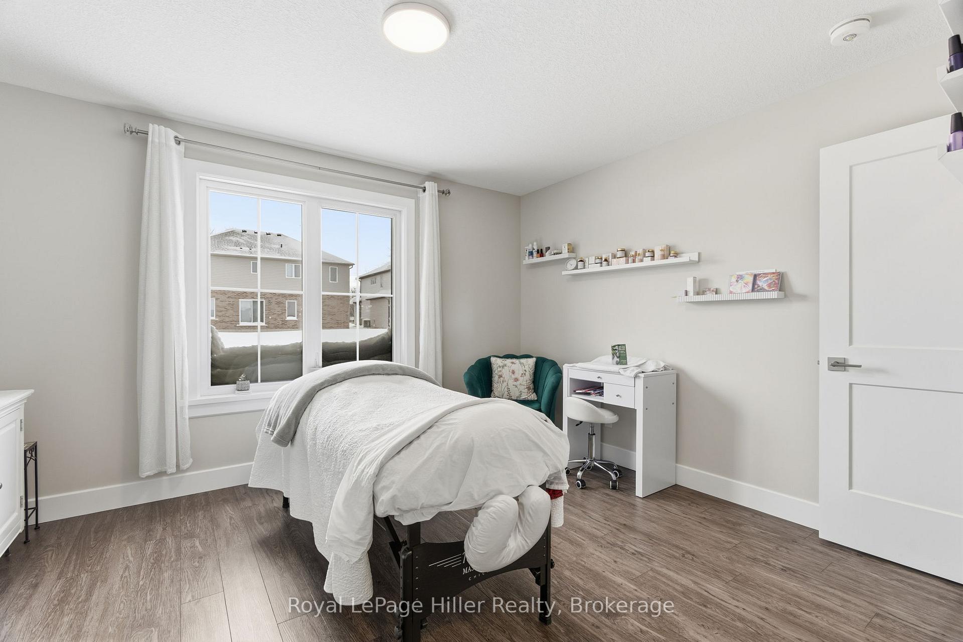 Photo 35 of 225A Thames Avenue, West Perth, Mitchell — HOMEH