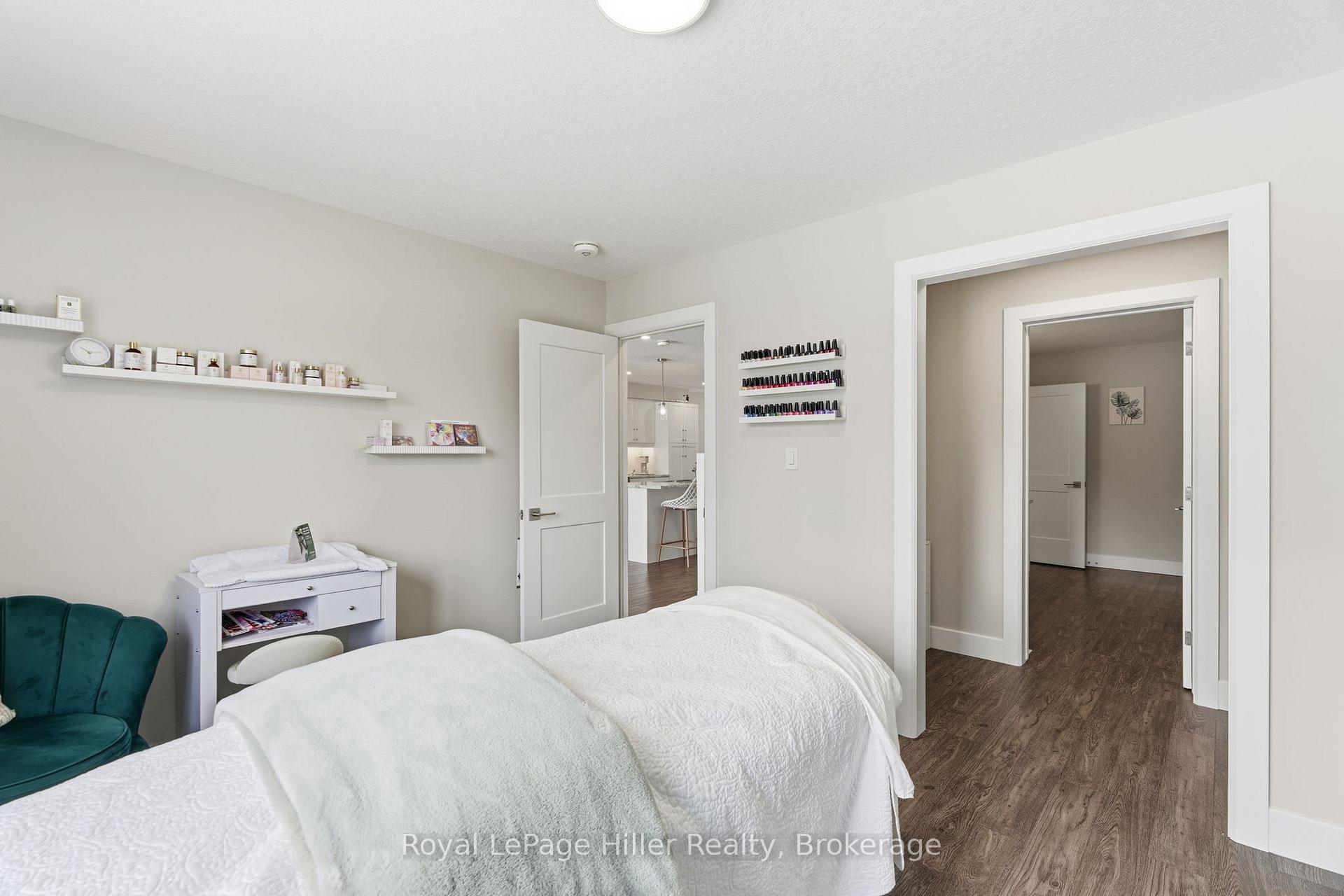 Photo 7 of 225A Thames Avenue, West Perth, Mitchell — HOMEH