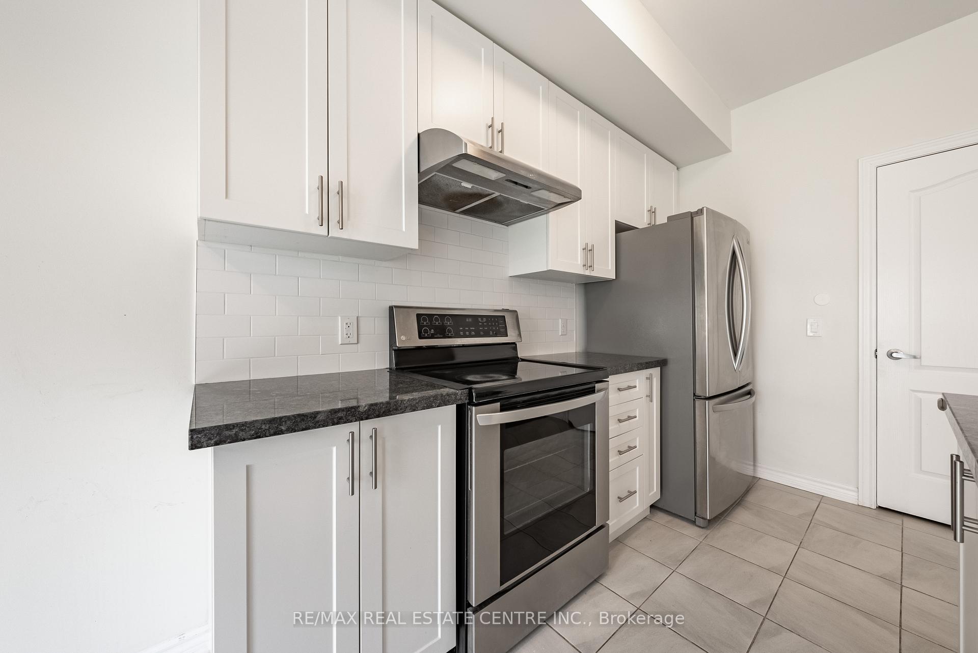 Photo 28 of 391 Athabasca Common, Oakville, Joshua Meadows — HOMEH