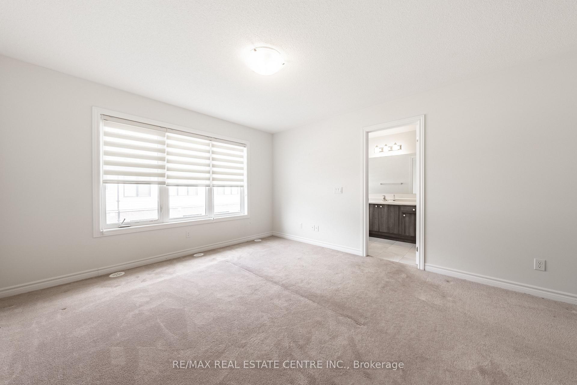Photo 10 of 391 Athabasca Common, Oakville, Joshua Meadows — HOMEH