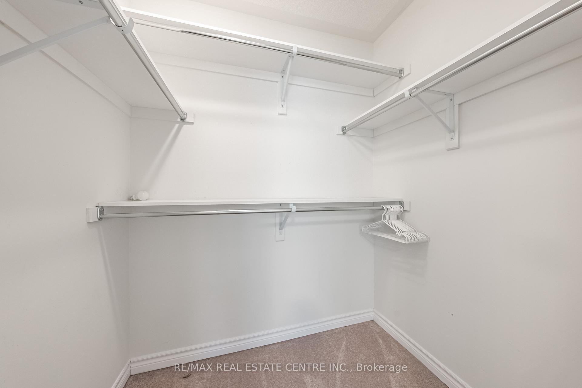 Photo 18 of 391 Athabasca Common, Oakville, Joshua Meadows — HOMEH