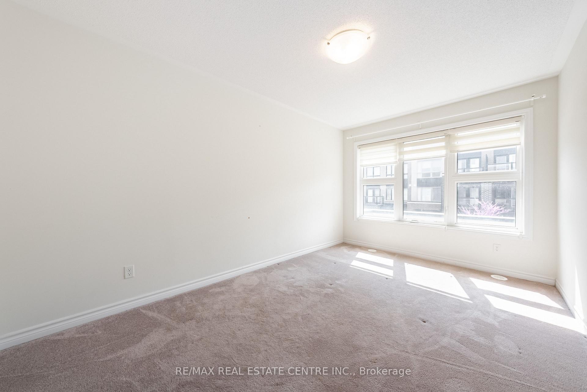 Photo 38 of 391 Athabasca Common, Oakville, Joshua Meadows — HOMEH