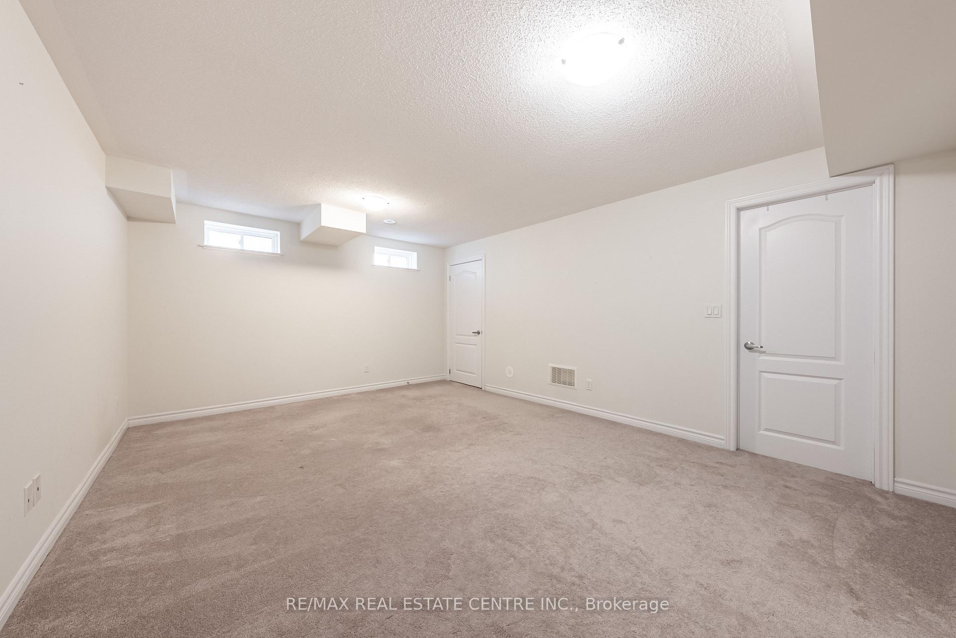 Photo 31 of 391 Athabasca Common, Oakville, Joshua Meadows — HOMEH