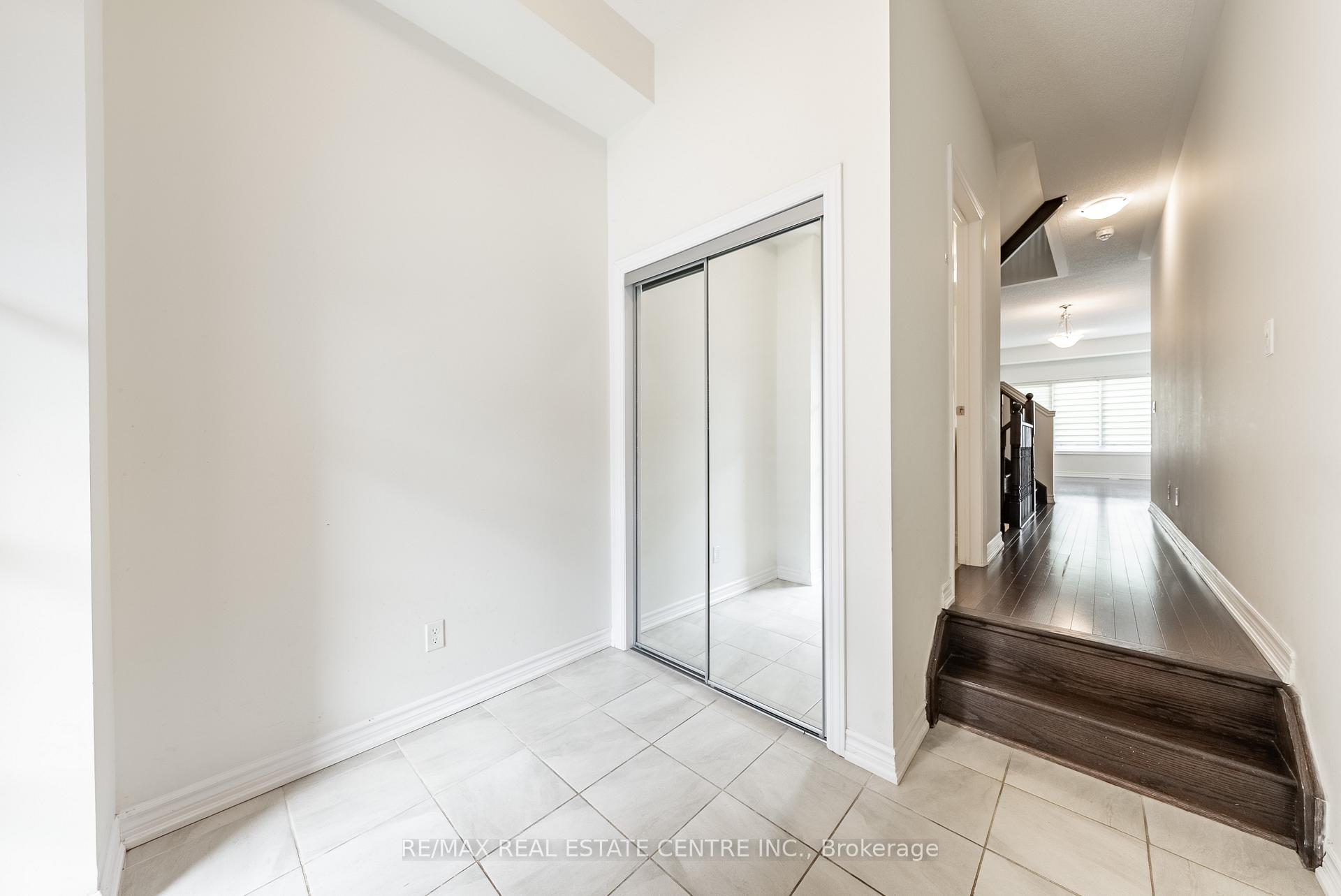 Photo 41 of 391 Athabasca Common, Oakville, Joshua Meadows — HOMEH