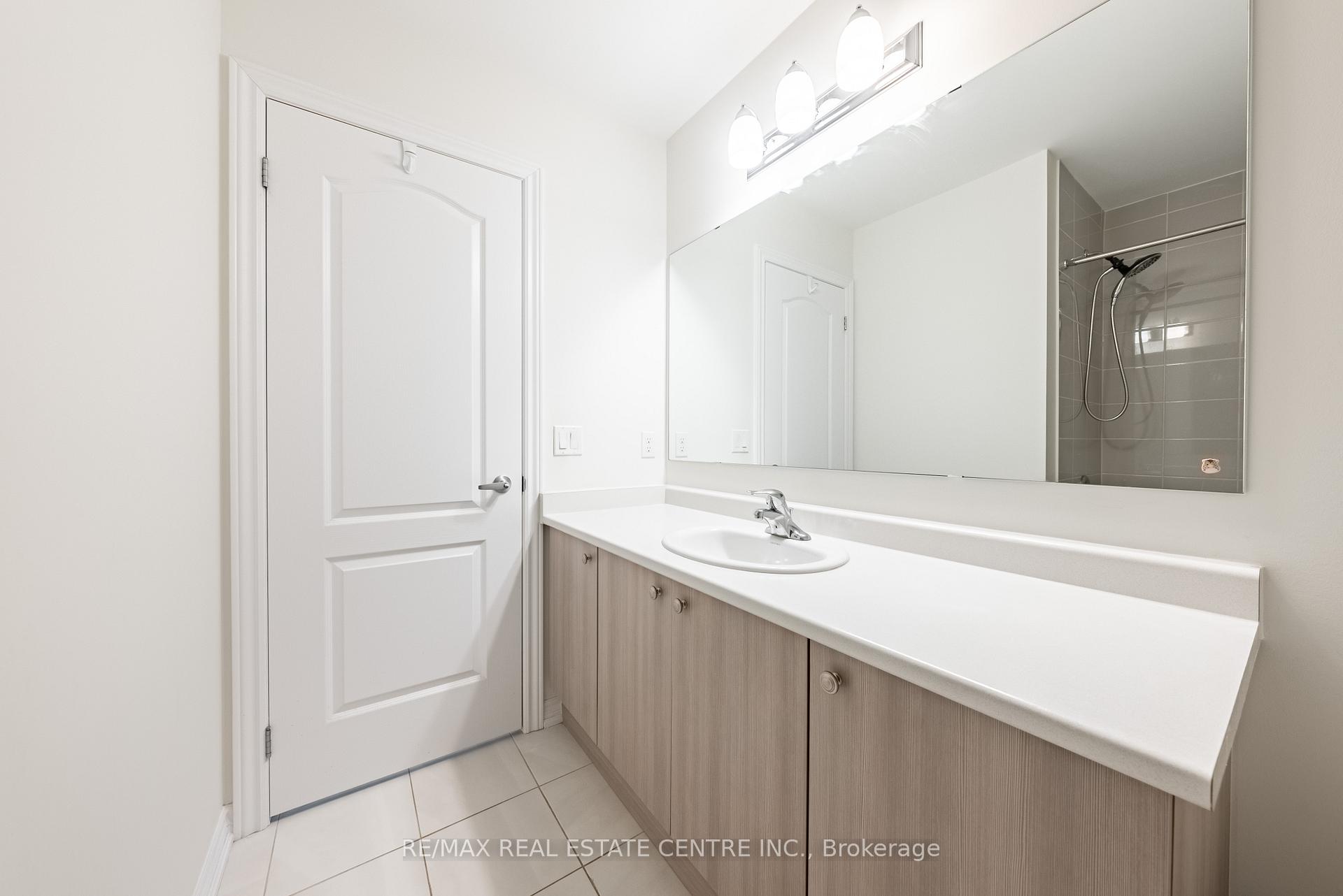Photo 42 of 391 Athabasca Common, Oakville, Joshua Meadows — HOMEH