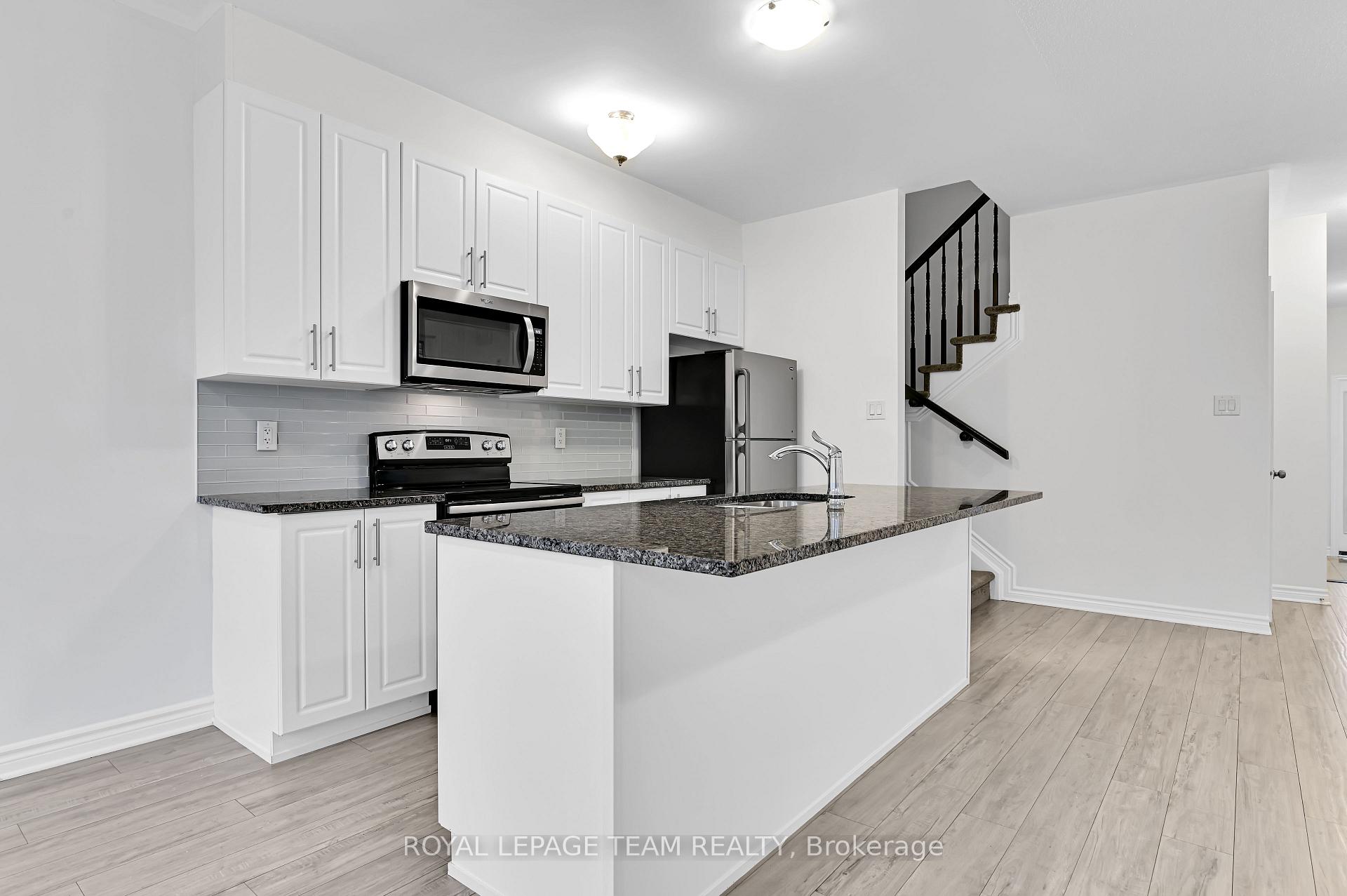 Photo 11 of 1023 Cedar Creek Drive, Ottawa, Blossom Park/Kemp Park/Findlay Creek — HOMEH