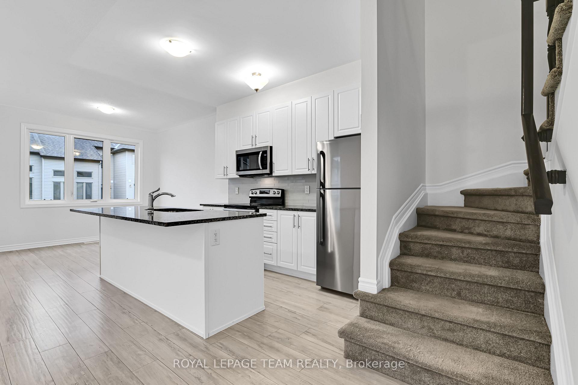 Photo 15 of 1023 Cedar Creek Drive, Ottawa, Blossom Park/Kemp Park/Findlay Creek — HOMEH