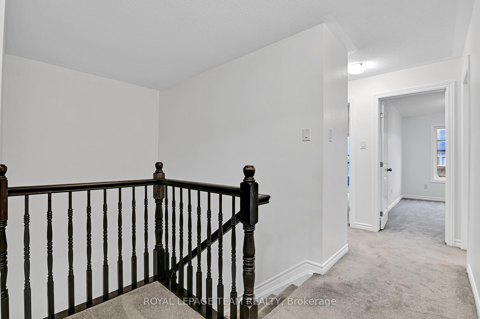 Photo 17 of 1023 Cedar Creek Drive, Ottawa, Blossom Park/Kemp Park/Findlay Creek — HOMEH