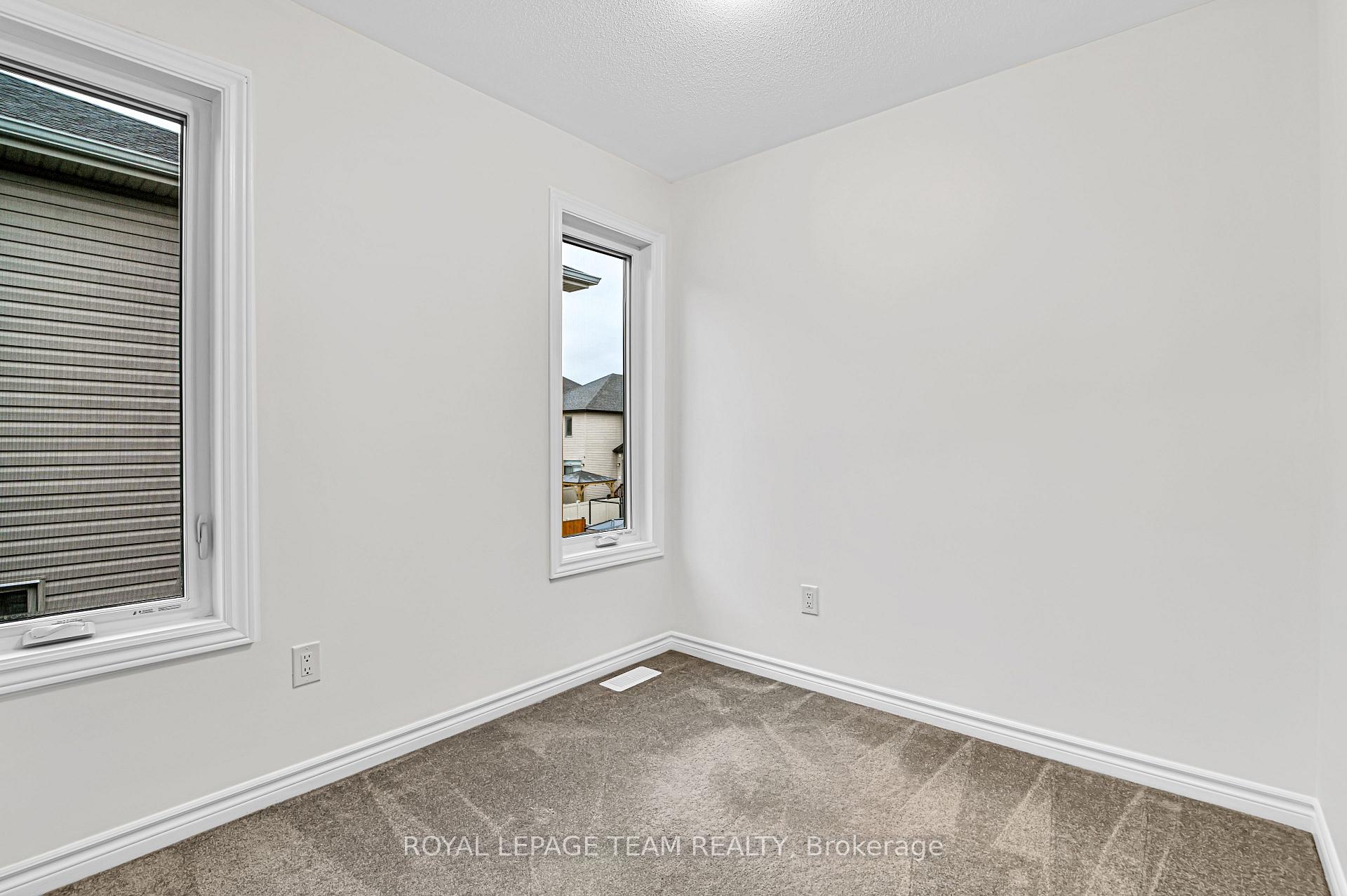 Photo 21 of 1023 Cedar Creek Drive, Ottawa, Blossom Park/Kemp Park/Findlay Creek — HOMEH