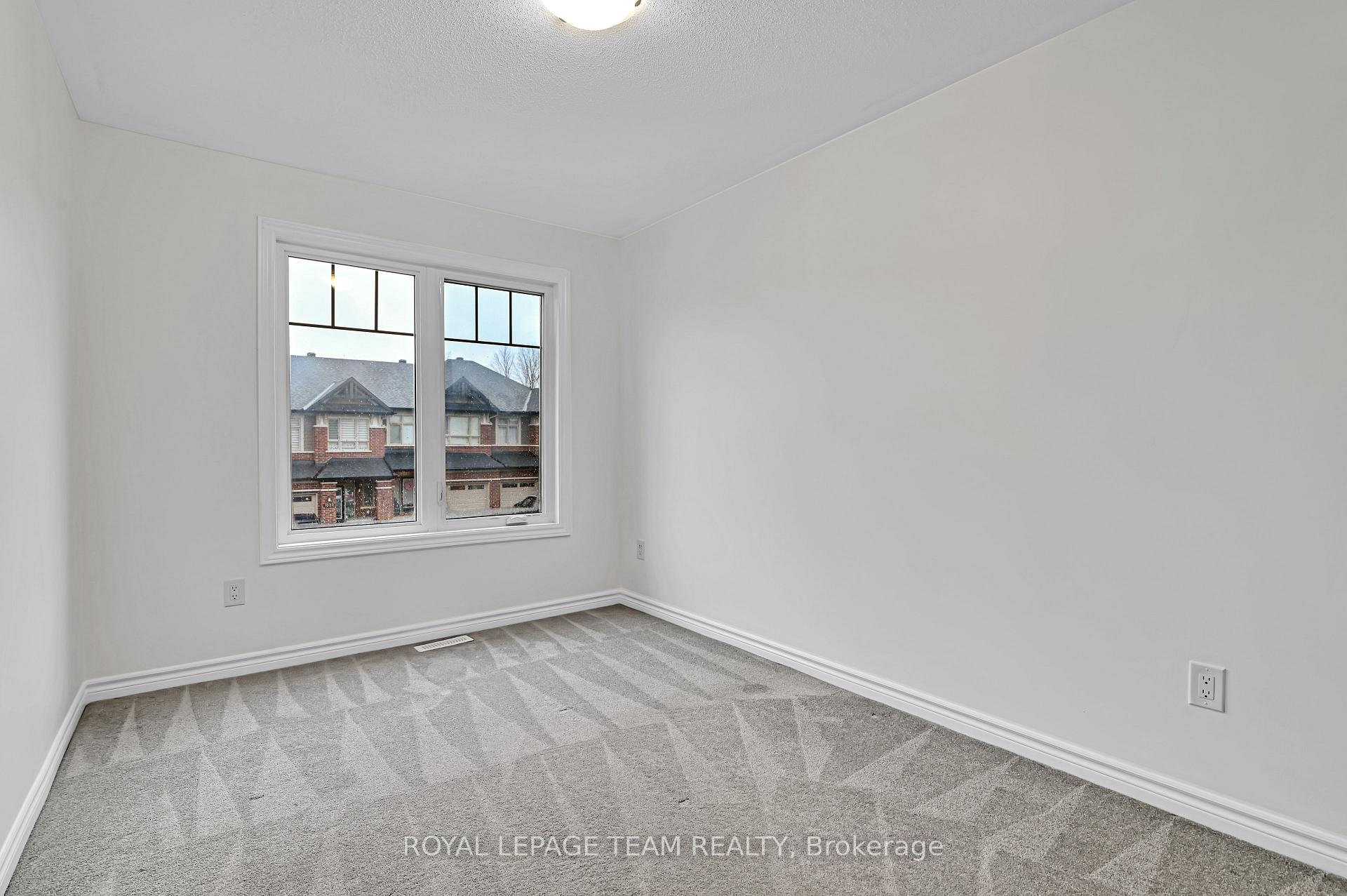 Photo 27 of 1023 Cedar Creek Drive, Ottawa, Blossom Park/Kemp Park/Findlay Creek — HOMEH