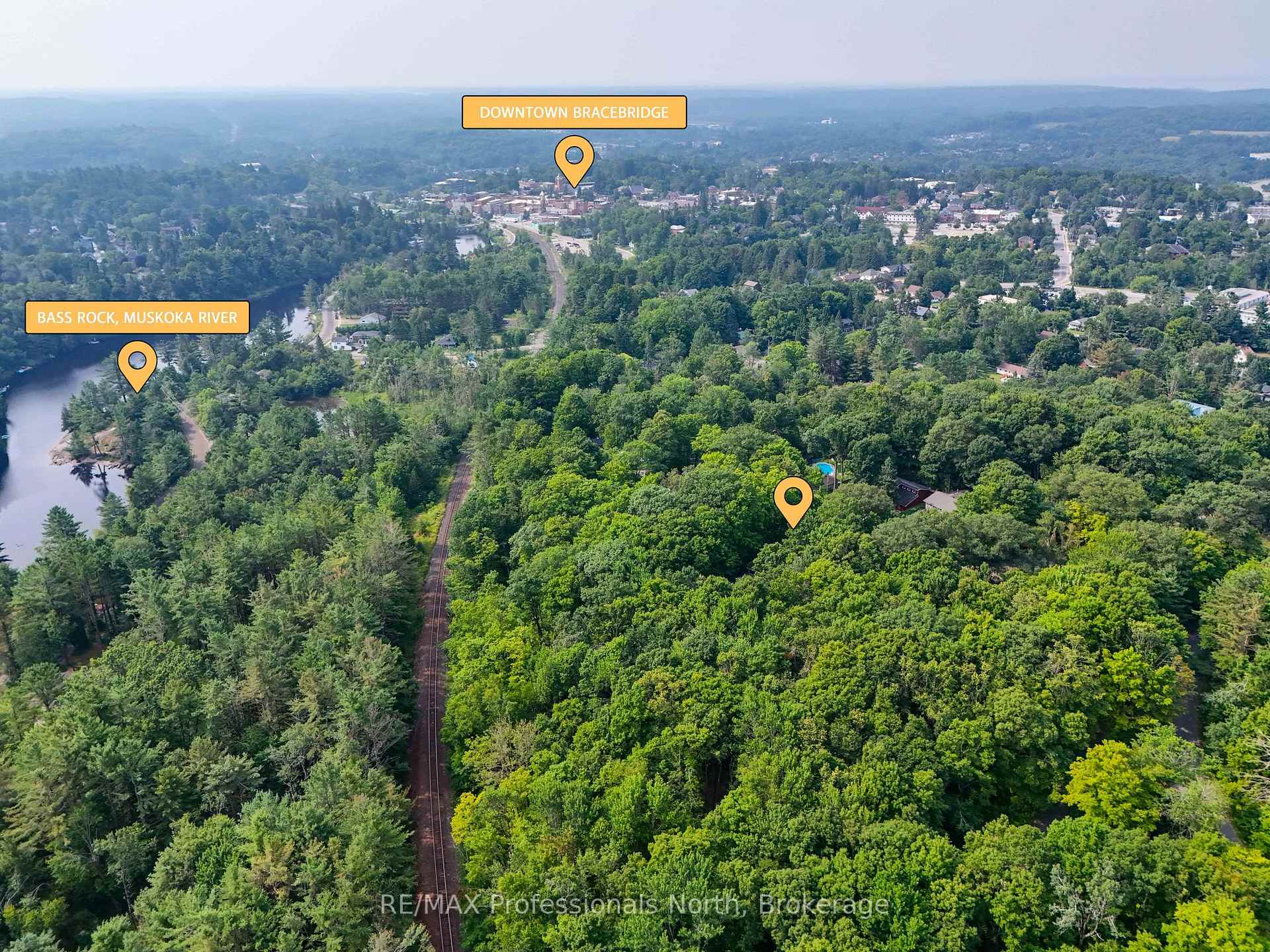 Photo 6 of Woodland Drive, Bracebridge, Macaulay — HOMEH