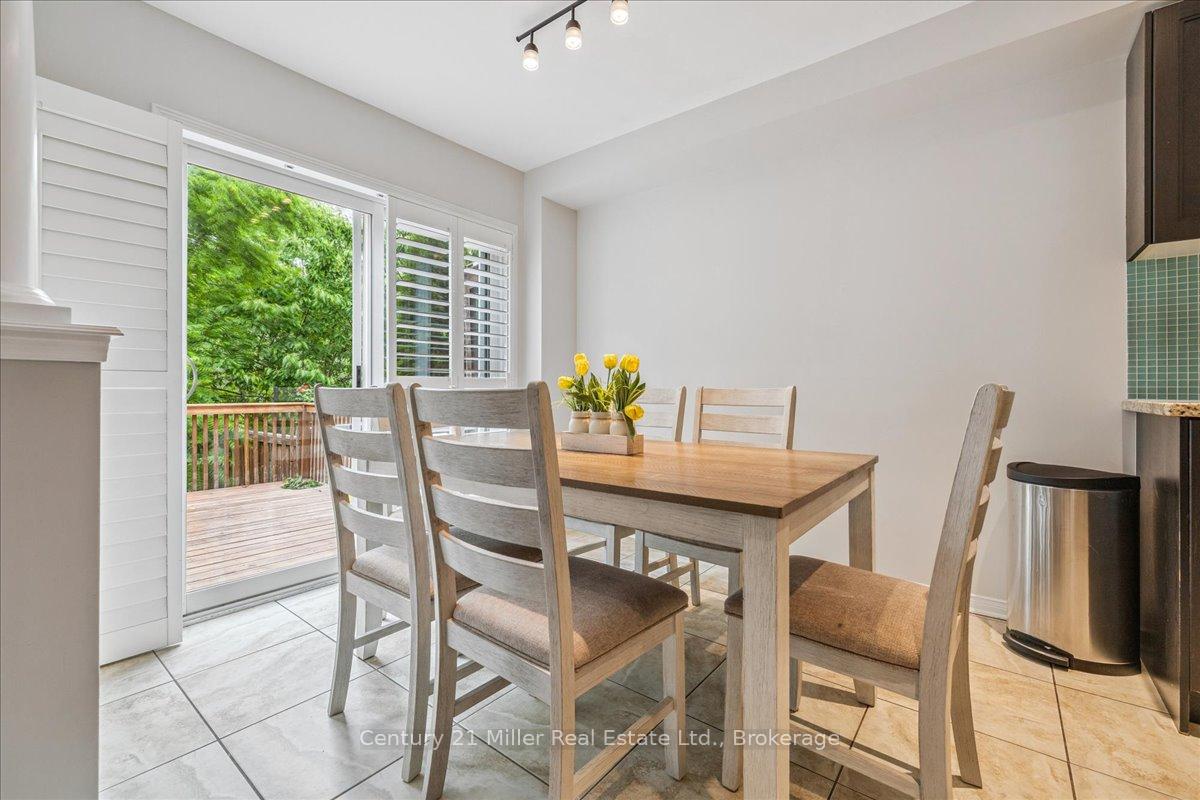 Photo 16 of 4810 Capri Crescent, Burlington, Alton — HOMEH