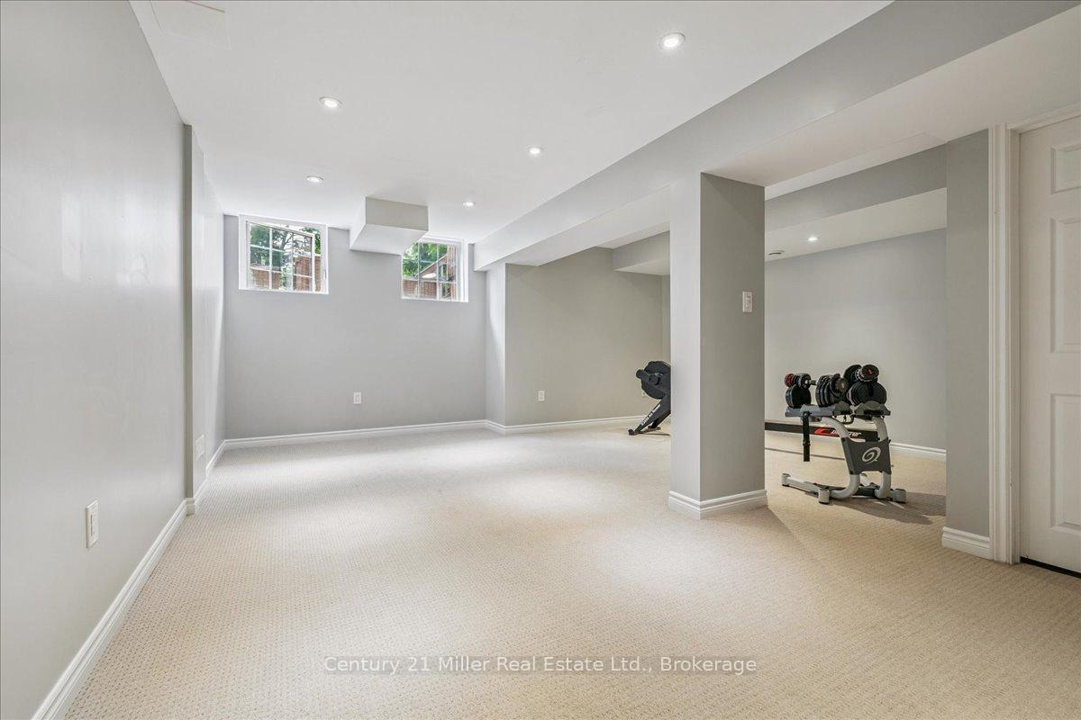 Photo 31 of 4810 Capri Crescent, Burlington, Alton — HOMEH