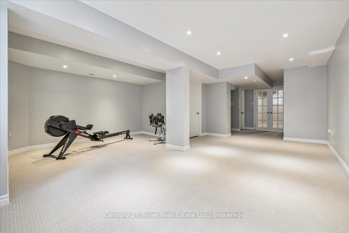 Photo 24 of 4810 Capri Crescent, Burlington, Alton — HOMEH