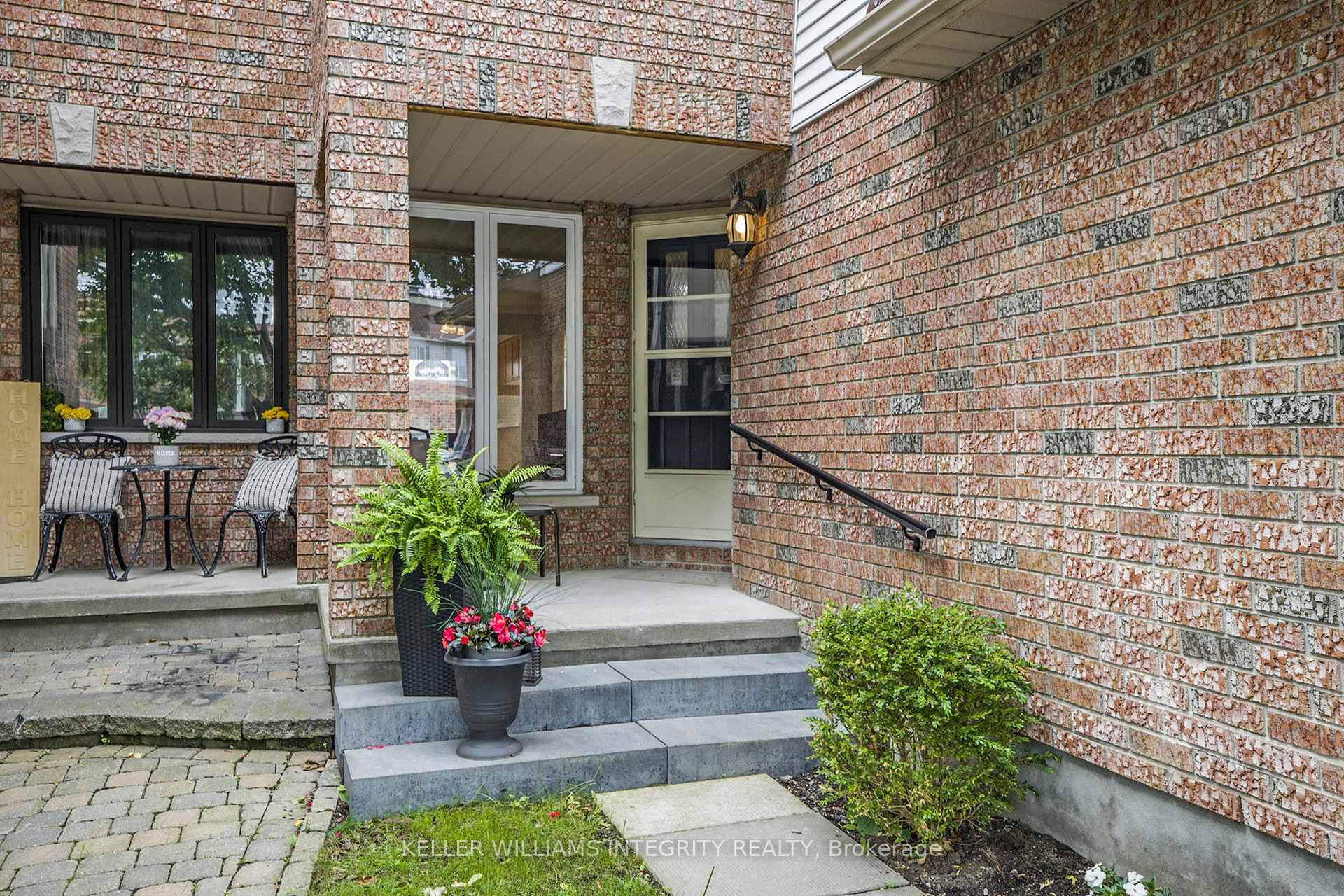 Photo 3 of 50 Grenadier Way, Ottawa, Barrhaven - Longfields — HOMEH