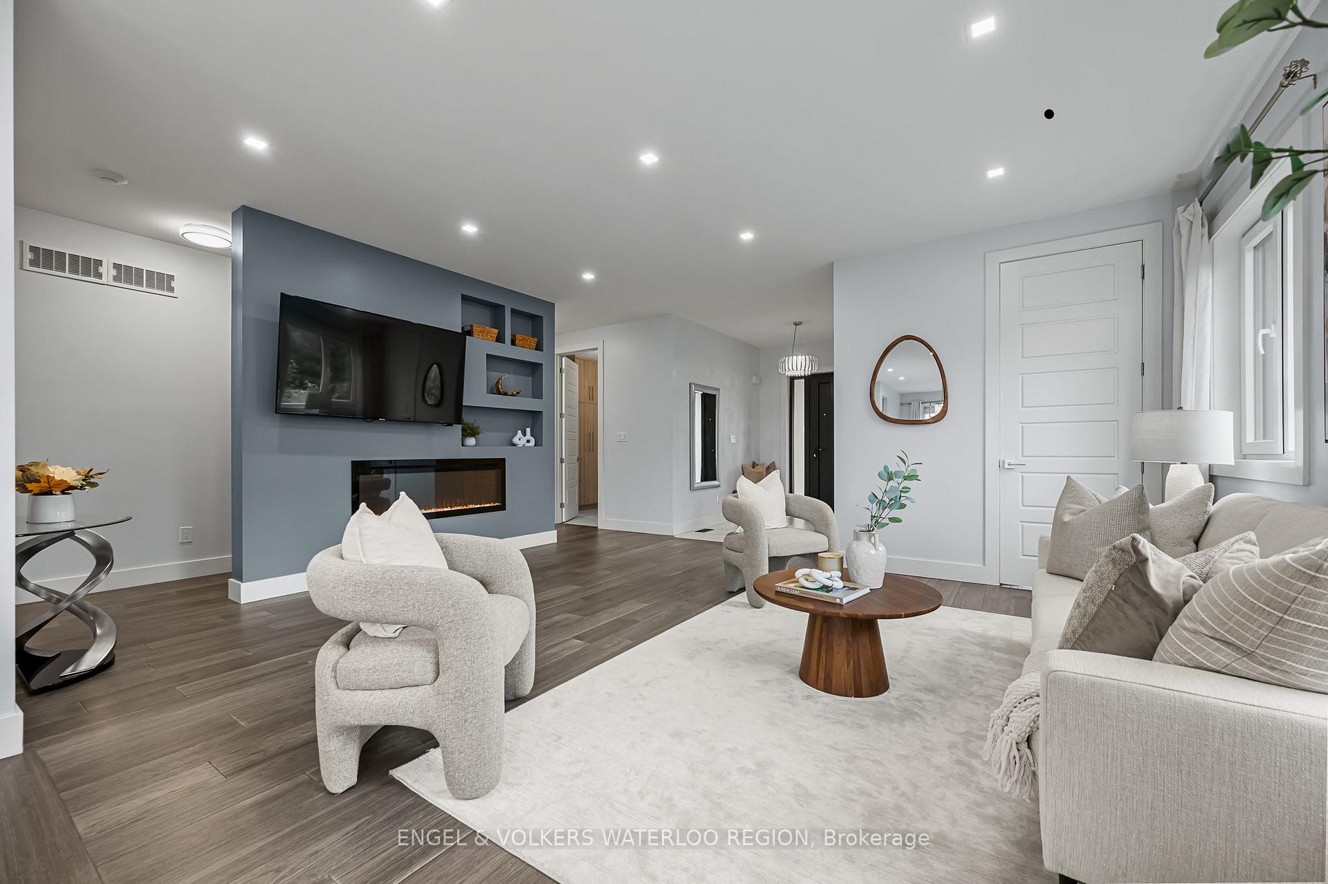 Photo 5 of 24 Sylvia Street, Kitchener — HOMEH