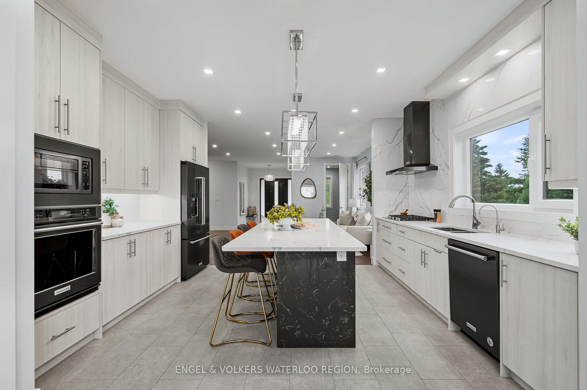 Photo 32 of 24 Sylvia Street, Kitchener — HOMEH