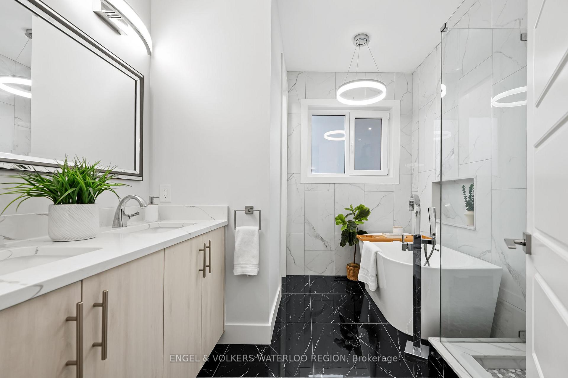 Photo 13 of 24 Sylvia Street, Kitchener — HOMEH