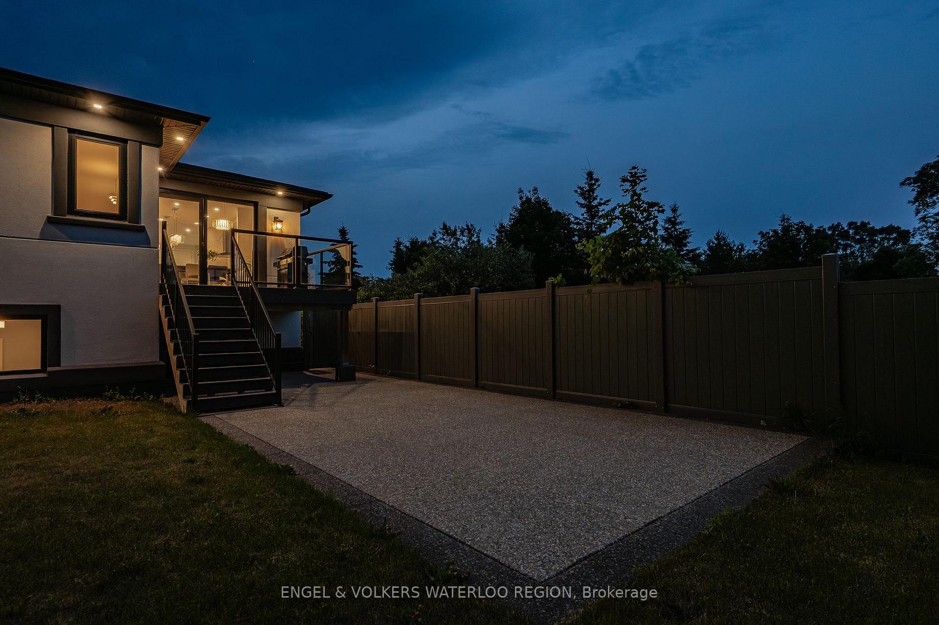 Photo 33 of 24 Sylvia Street, Kitchener — HOMEH