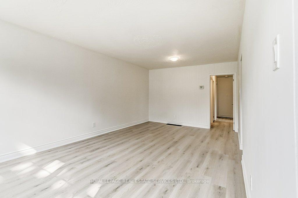 Photo 10 of 1196 Grange Road, Oakville, Falgarwood — HOMEH