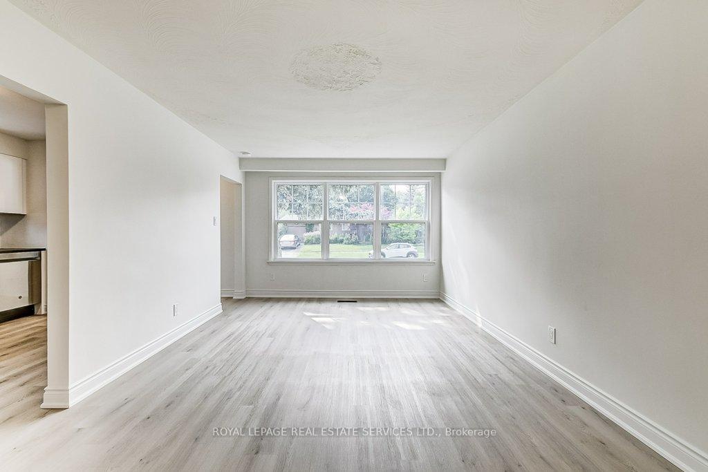 Photo 16 of 1196 Grange Road, Oakville, Falgarwood — HOMEH
