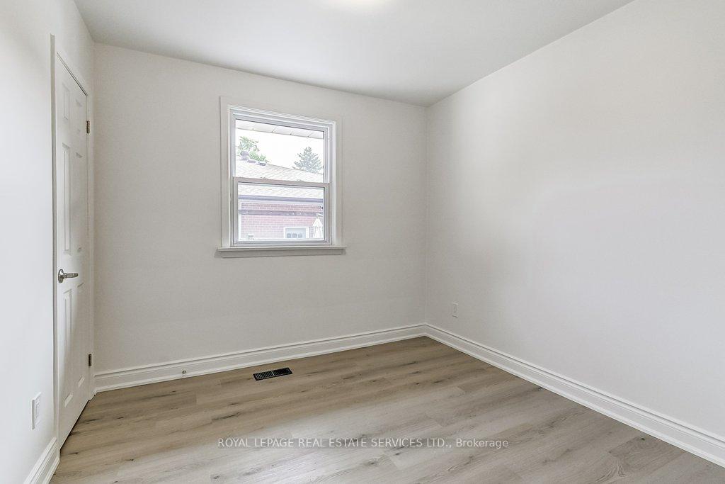 Photo 17 of 1196 Grange Road, Oakville, Falgarwood — HOMEH