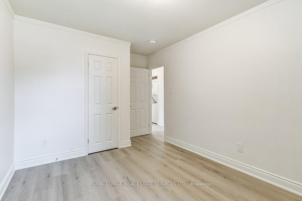 Photo 31 of 1196 Grange Road, Oakville, Falgarwood — HOMEH