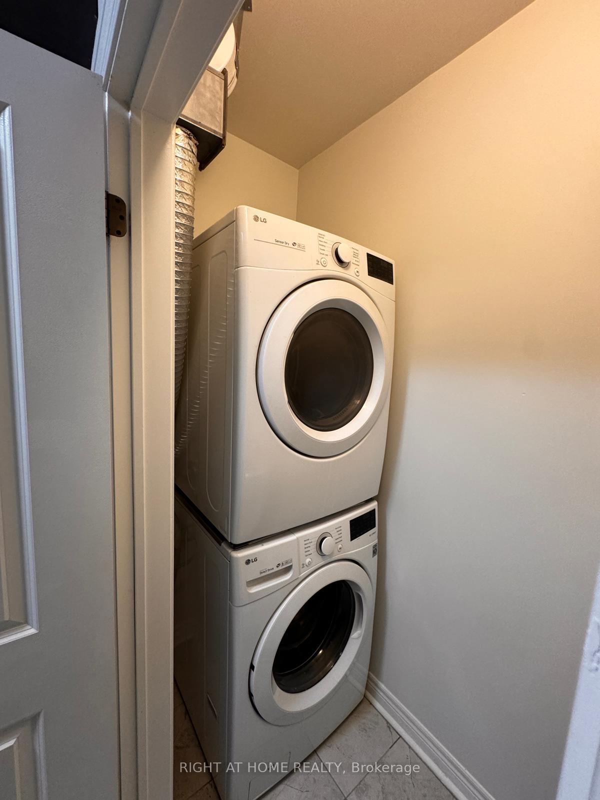 Photo 9 of Unit 520, 39 New Delhi Drive E, Markham, Cedarwood — HOMEH