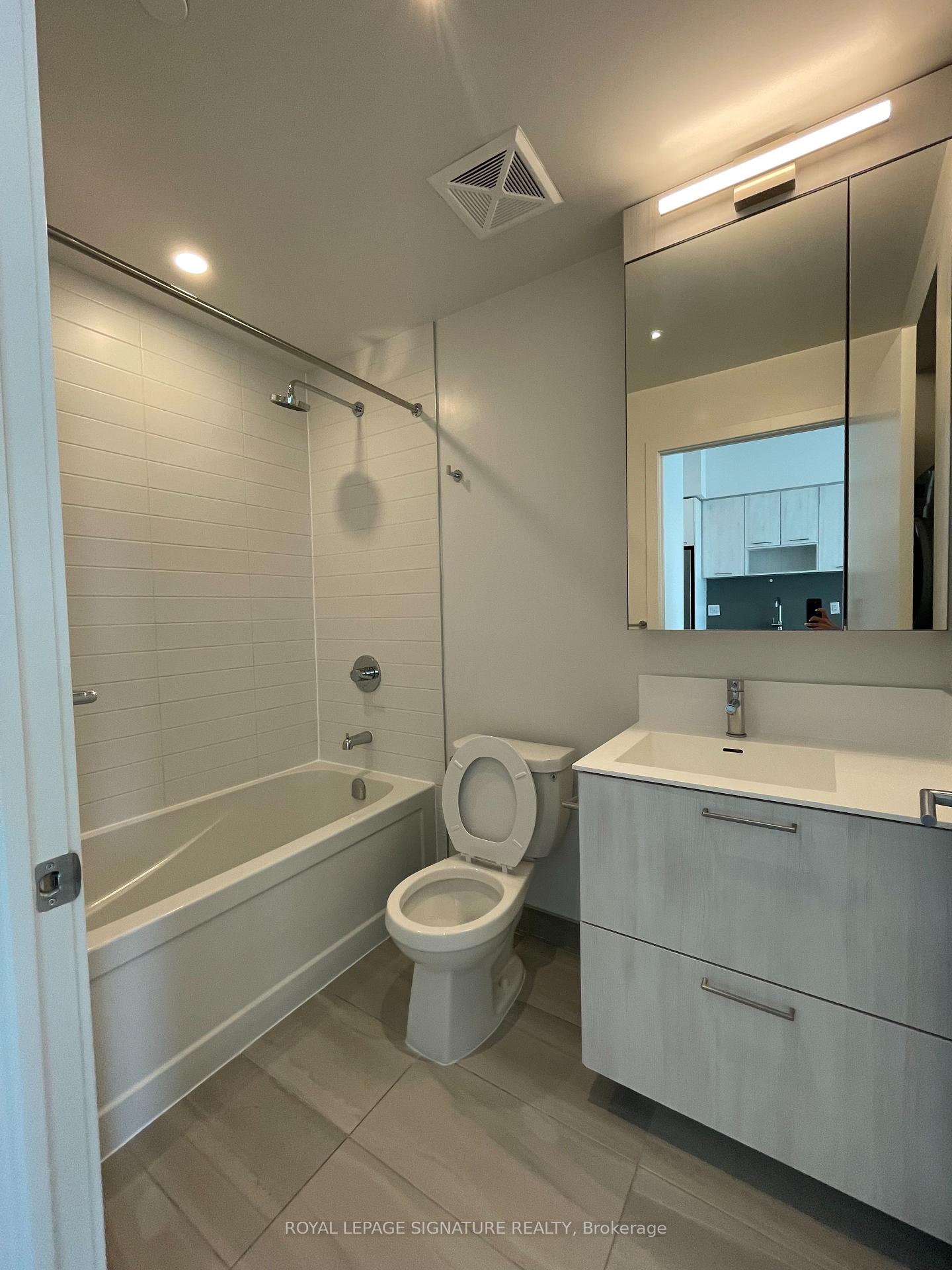 Photo 10 of Unit 2108, 40 Lagerfeld Drive, Brampton, Northwest Brampton — HOMEH