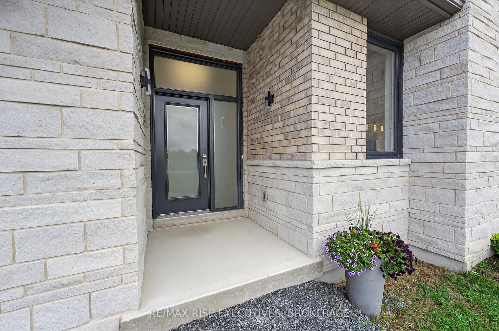Photo 3 of 158 Summerside Drive, Frontenac, Frontenac South — HOMEH
