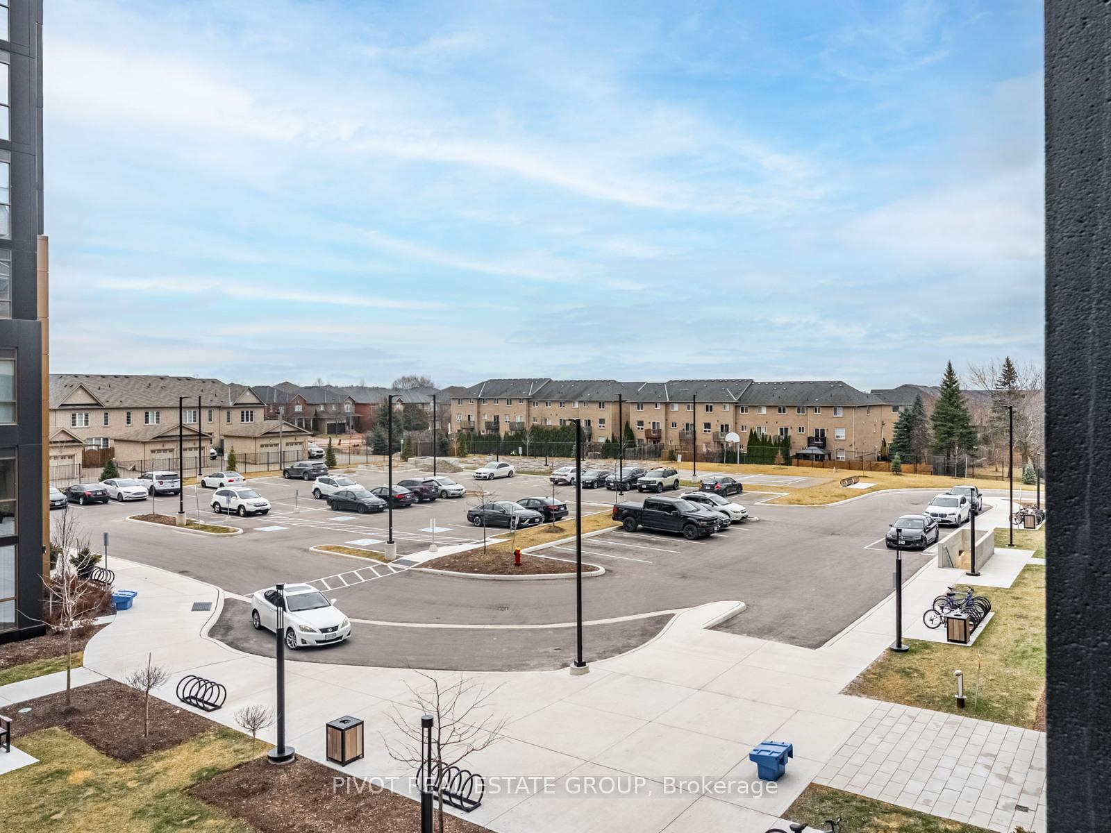 Photo 12 of Unit 301, 2333 Khalsa Gate, Oakville, Westmount — HOMEH