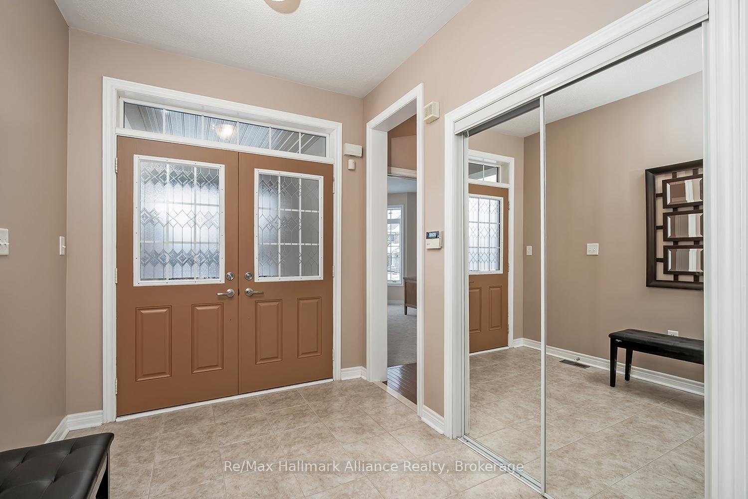 Photo 2 of 3103 Richview Boulevard, Oakville, Bronte Creek — HOMEH