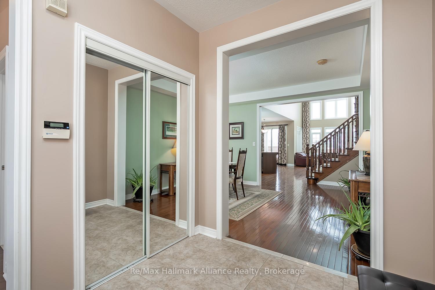 Photo 8 of 3103 Richview Boulevard, Oakville, Bronte Creek — HOMEH